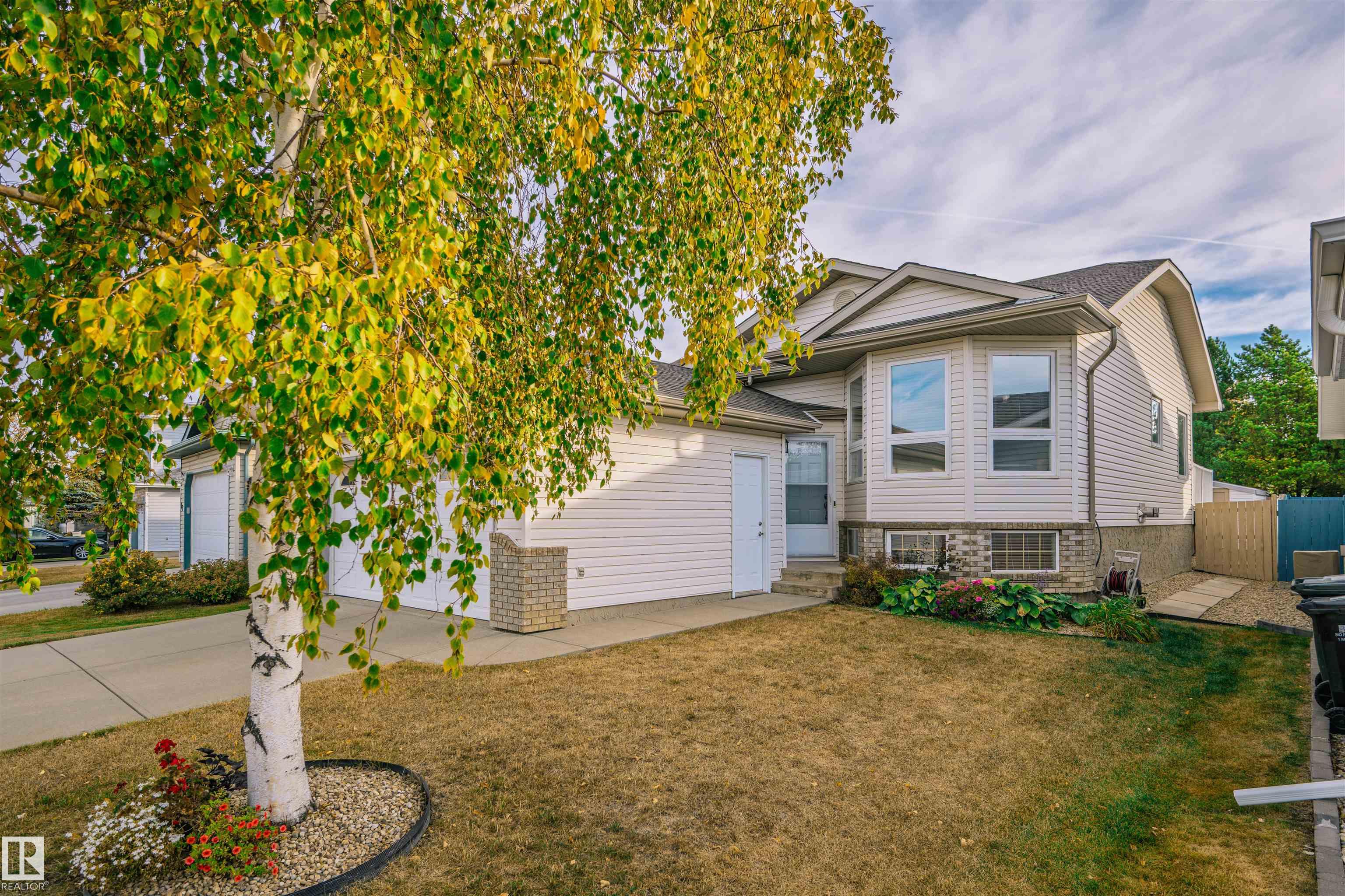 Photo 2 at 45 Dorian Way, Davidson Creek, Sherwood Park