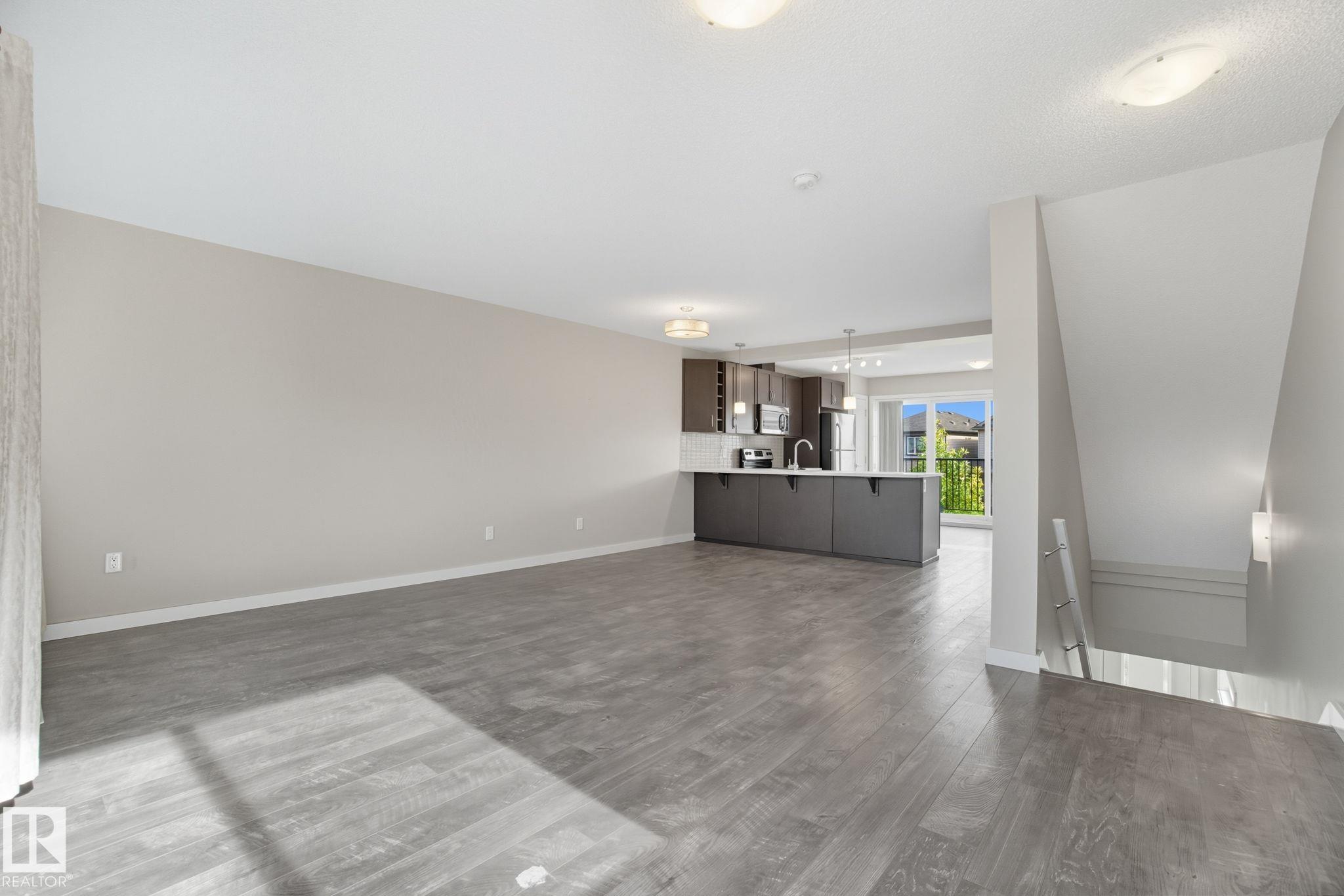 Photo 11 at 1604 33a Street NW, Laurel, Edmonton