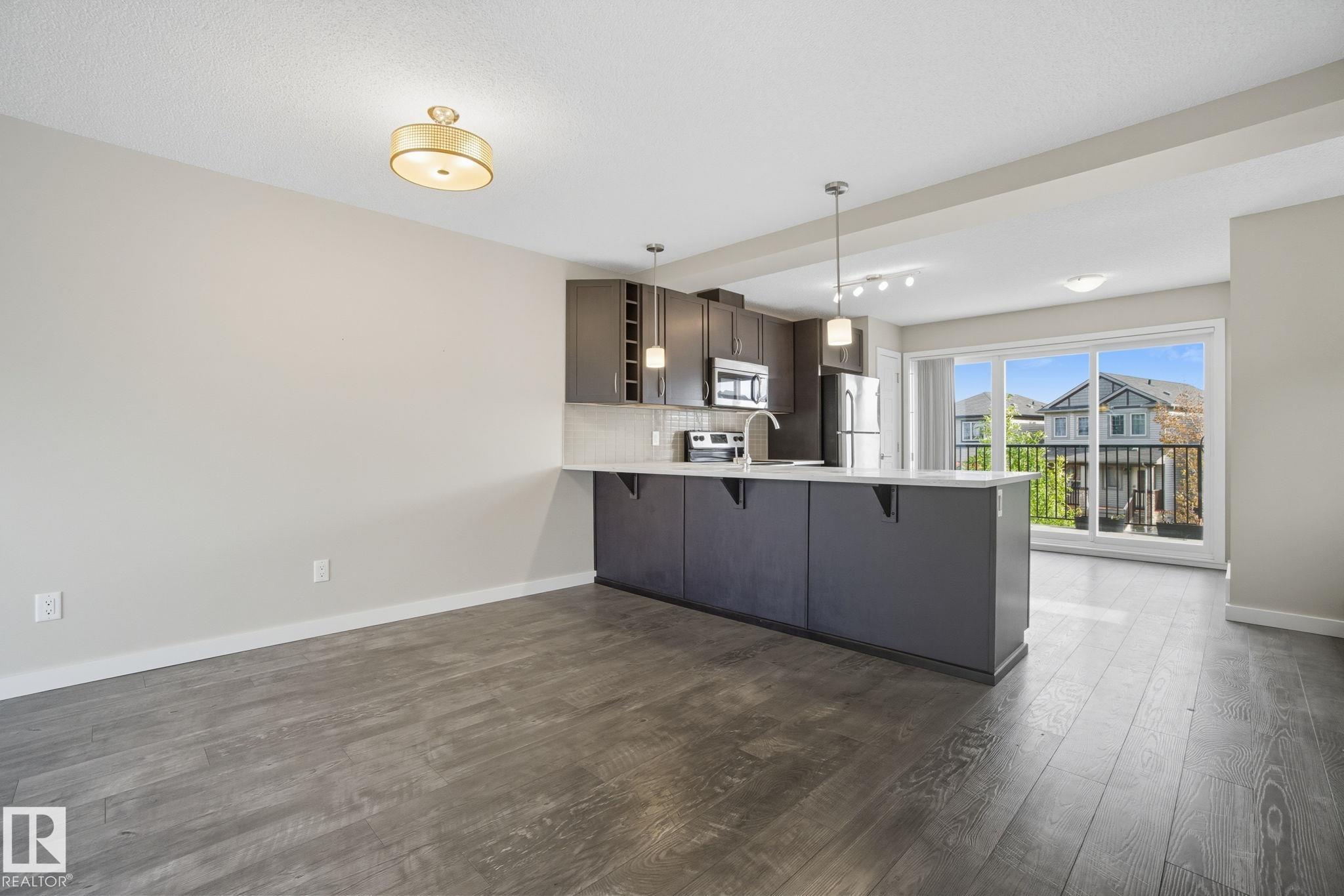 Photo 14 at 1604 33a Street NW, Laurel, Edmonton