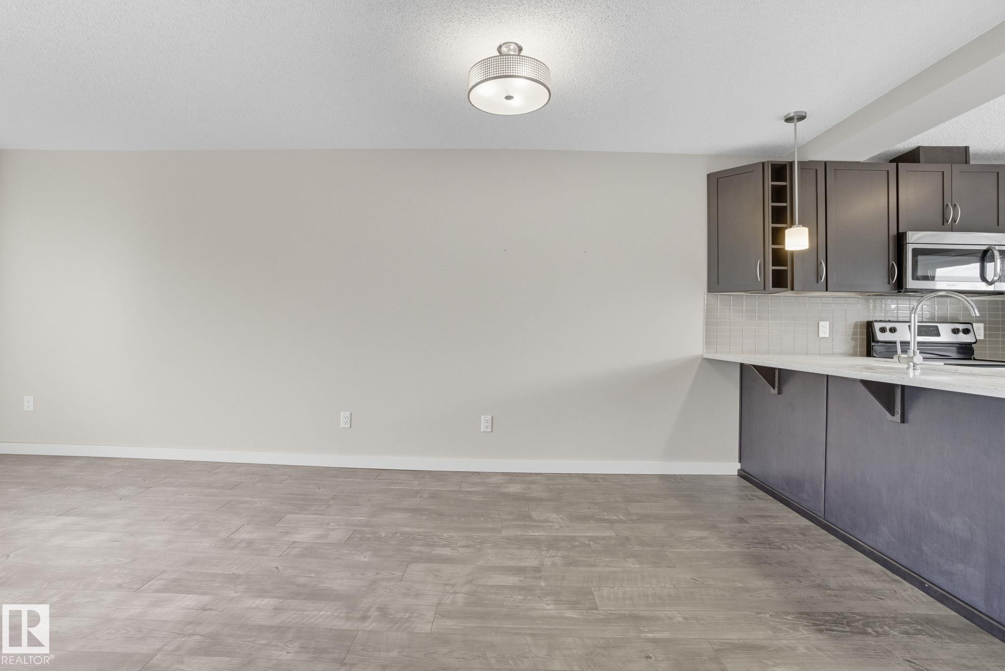 Photo 15 at 1604 33a Street NW, Laurel, Edmonton