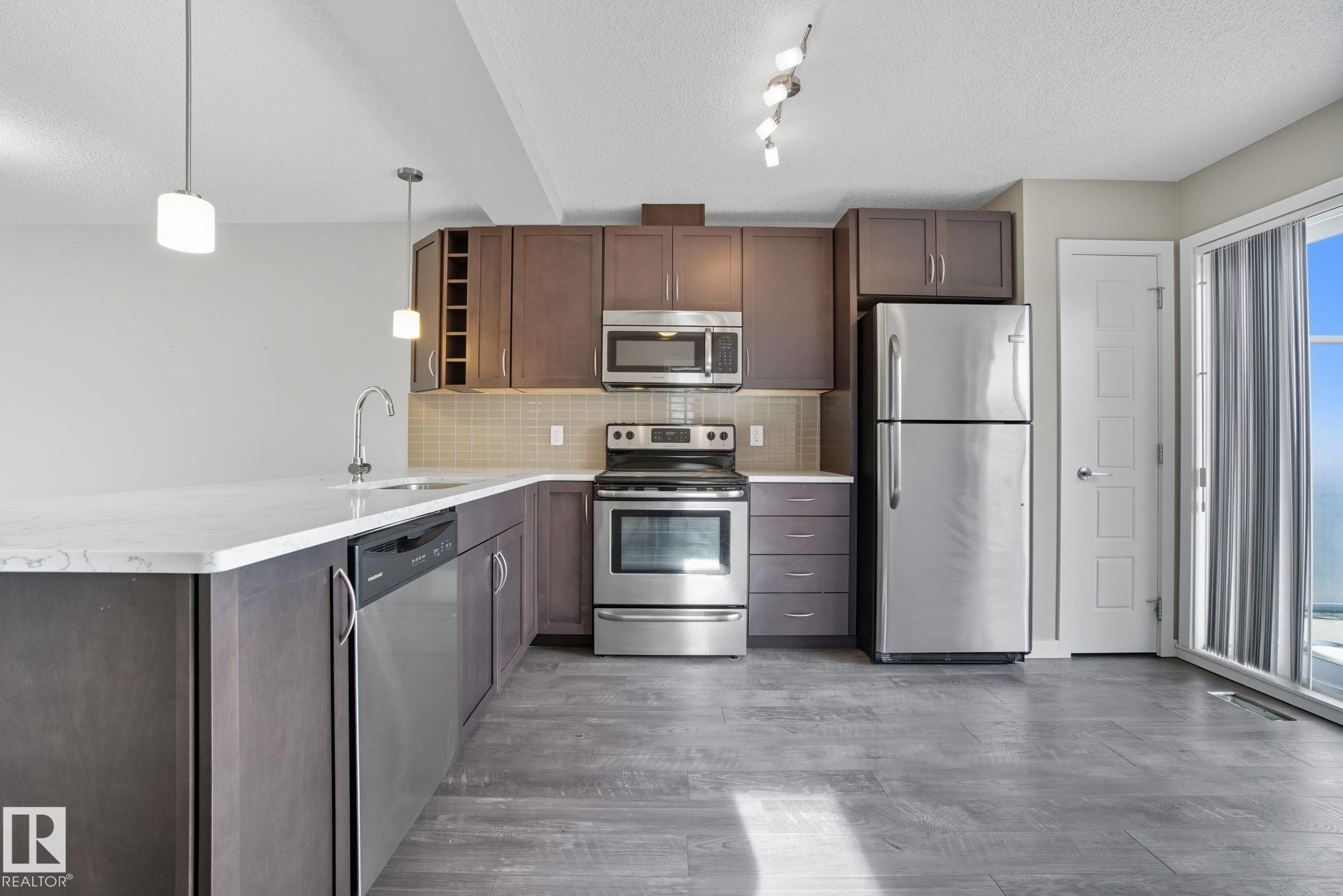 Photo 18 at 1604 33a Street NW, Laurel, Edmonton