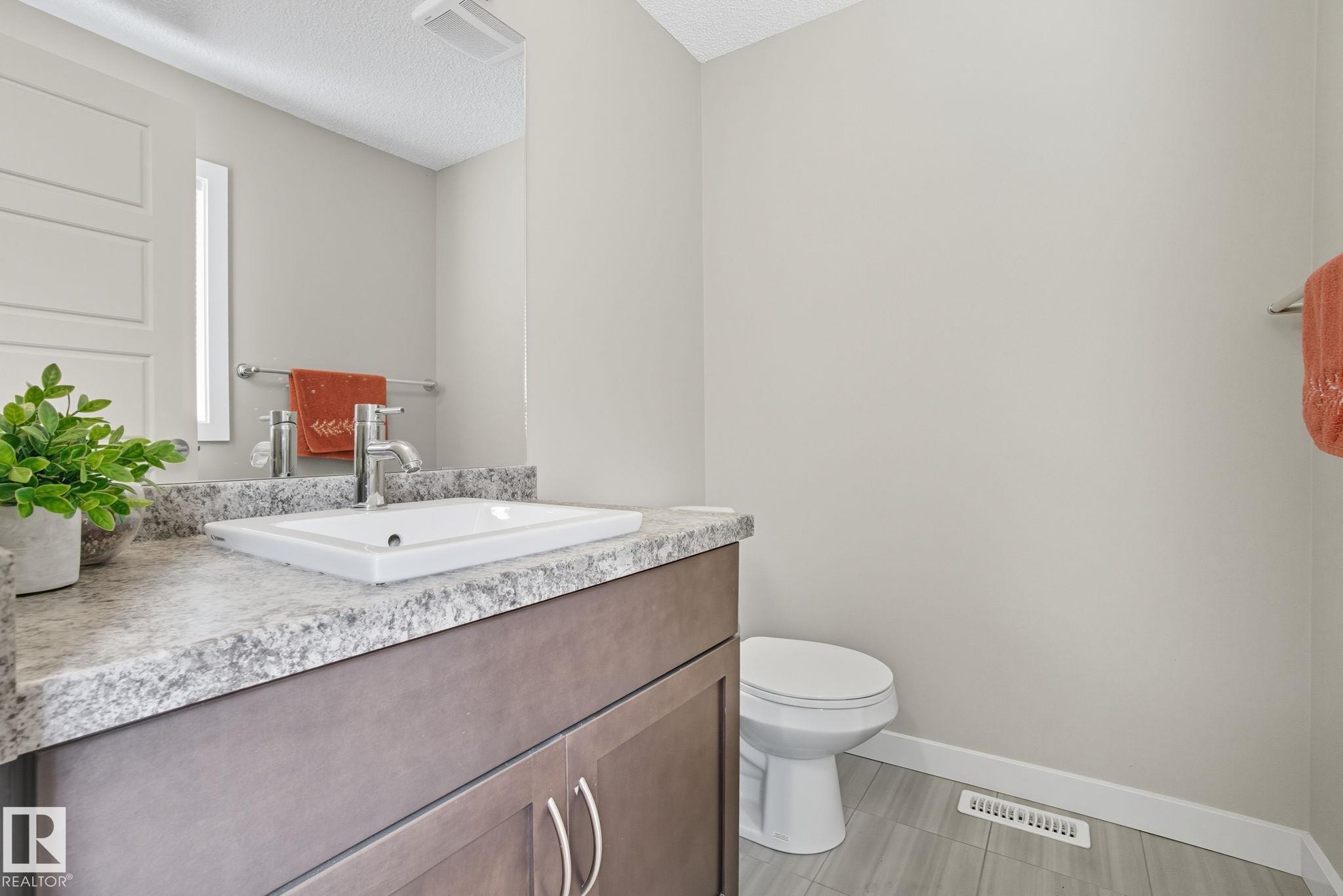Photo 26 at 1604 33a Street NW, Laurel, Edmonton