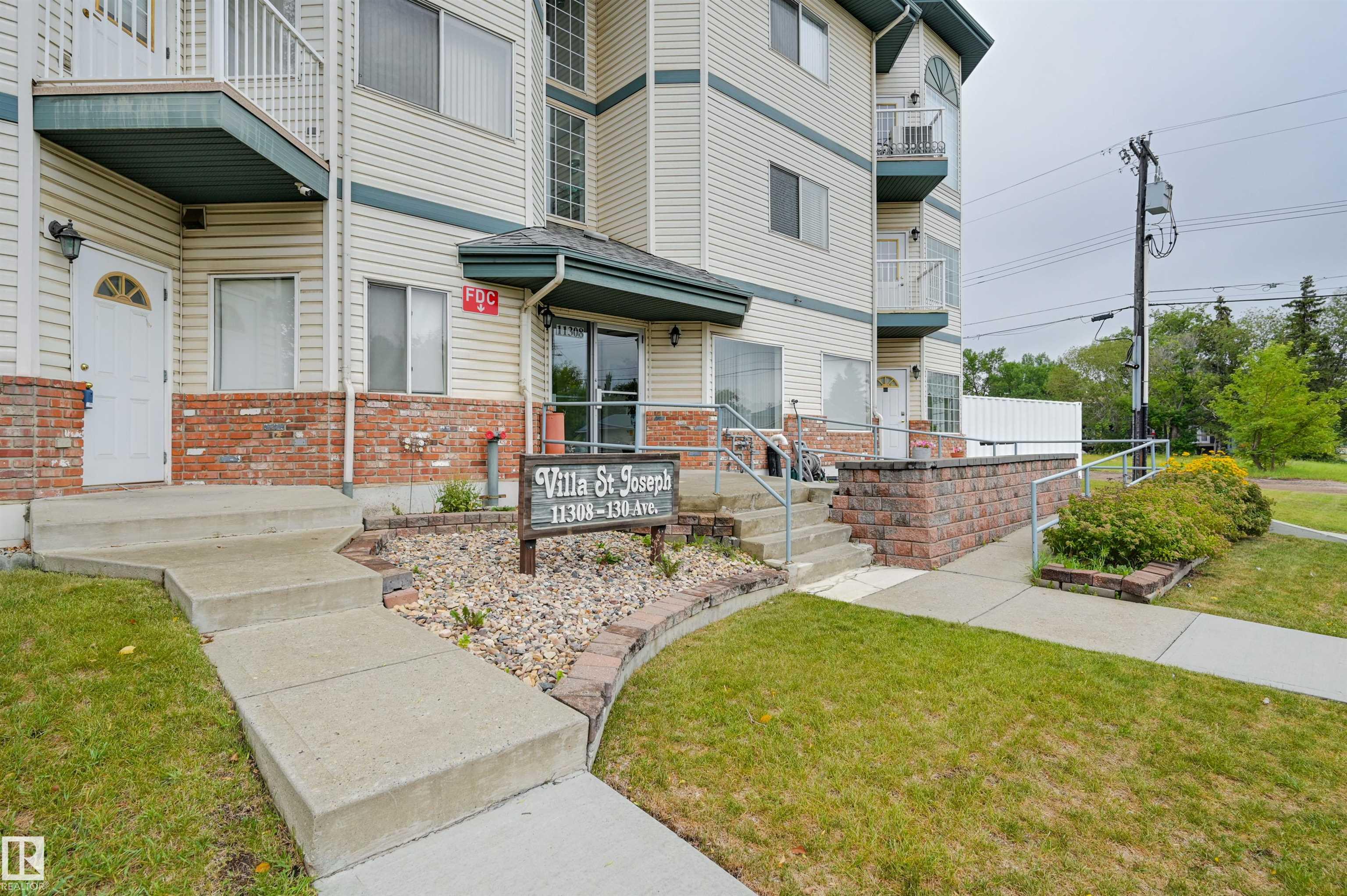 Photo 2 at 304 - 11308 130 Avenue NW, Lauderdale, Edmonton