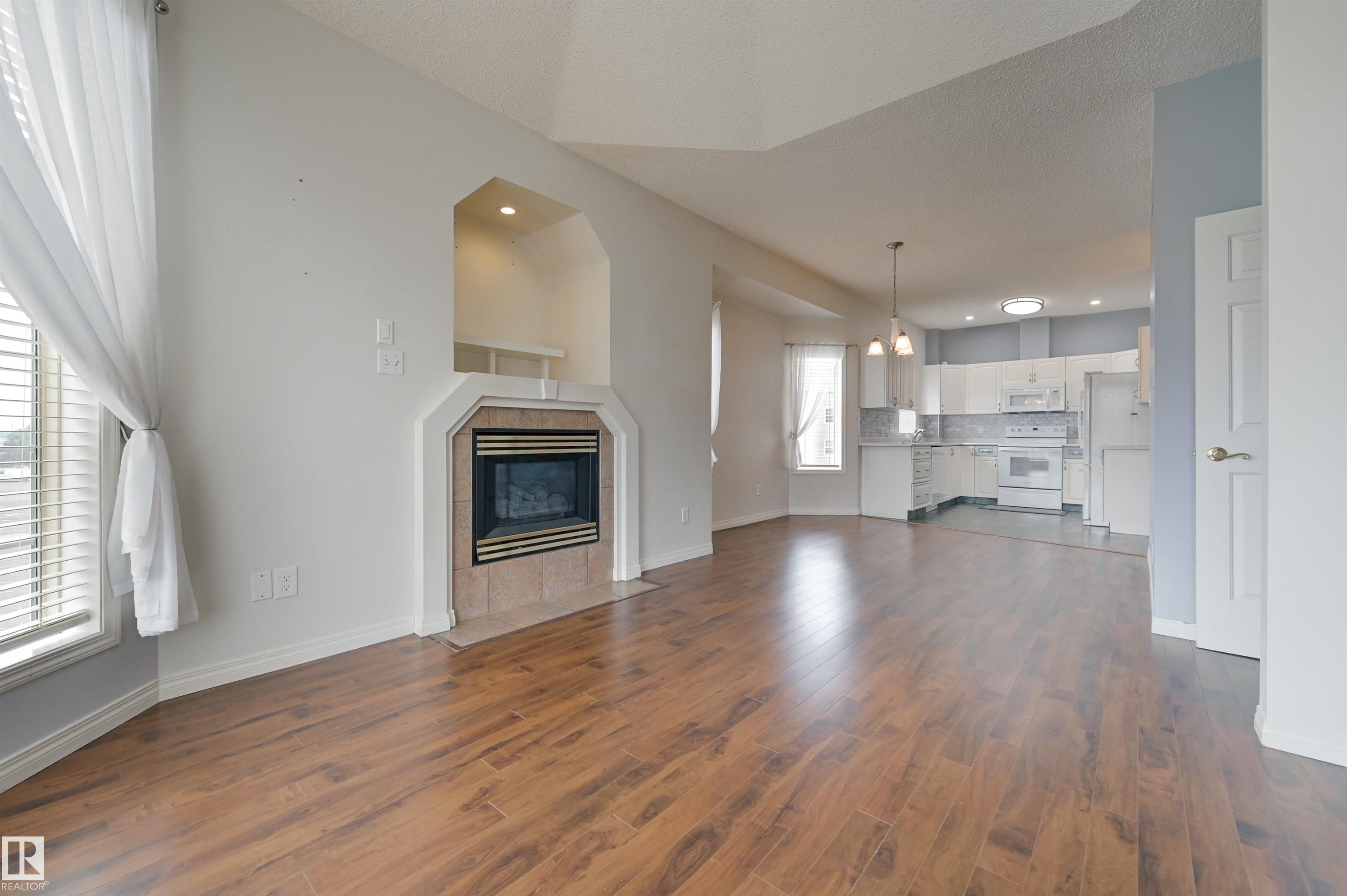 Photo 5 at 304 - 11308 130 Avenue NW, Lauderdale, Edmonton