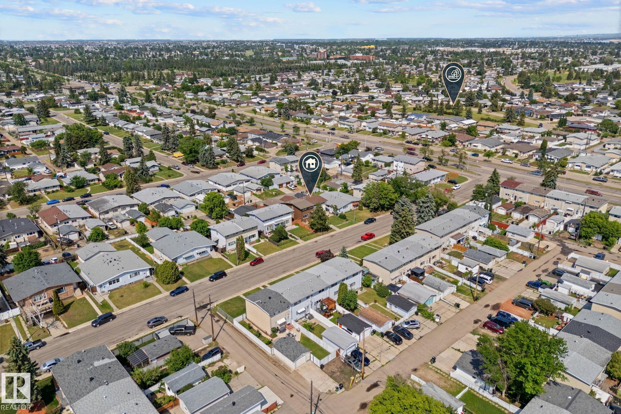 Photo 37 at 8216 133a Avenue NW, Glengarry, Edmonton