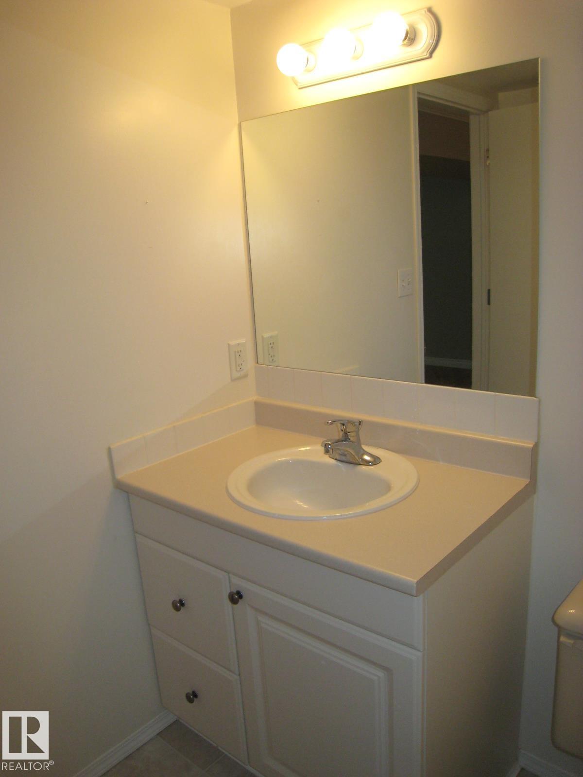 Photo 22 at 9035 149 Street NW, Parkview, Edmonton