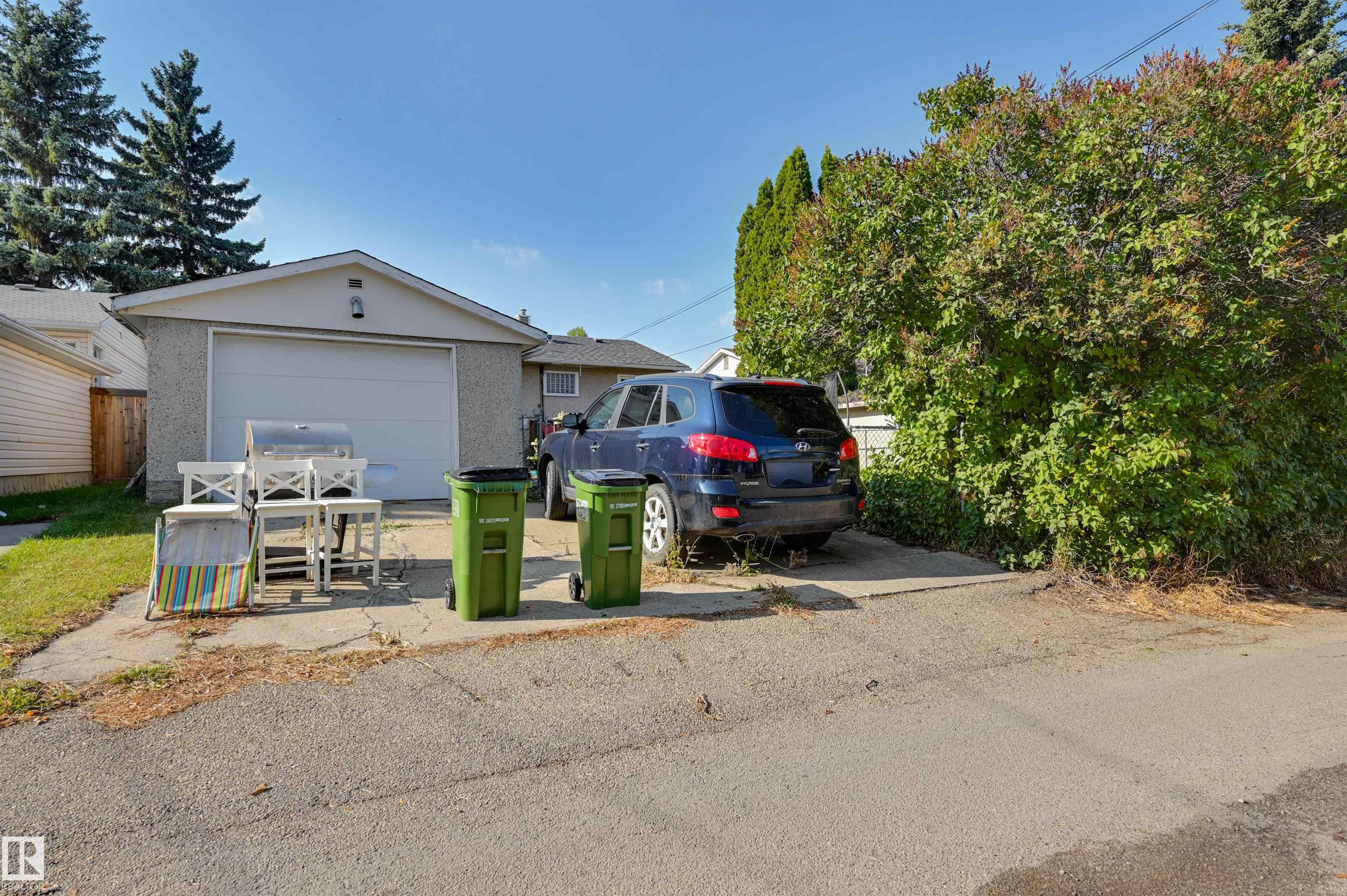 Photo 23 at 9035 149 Street NW, Parkview, Edmonton