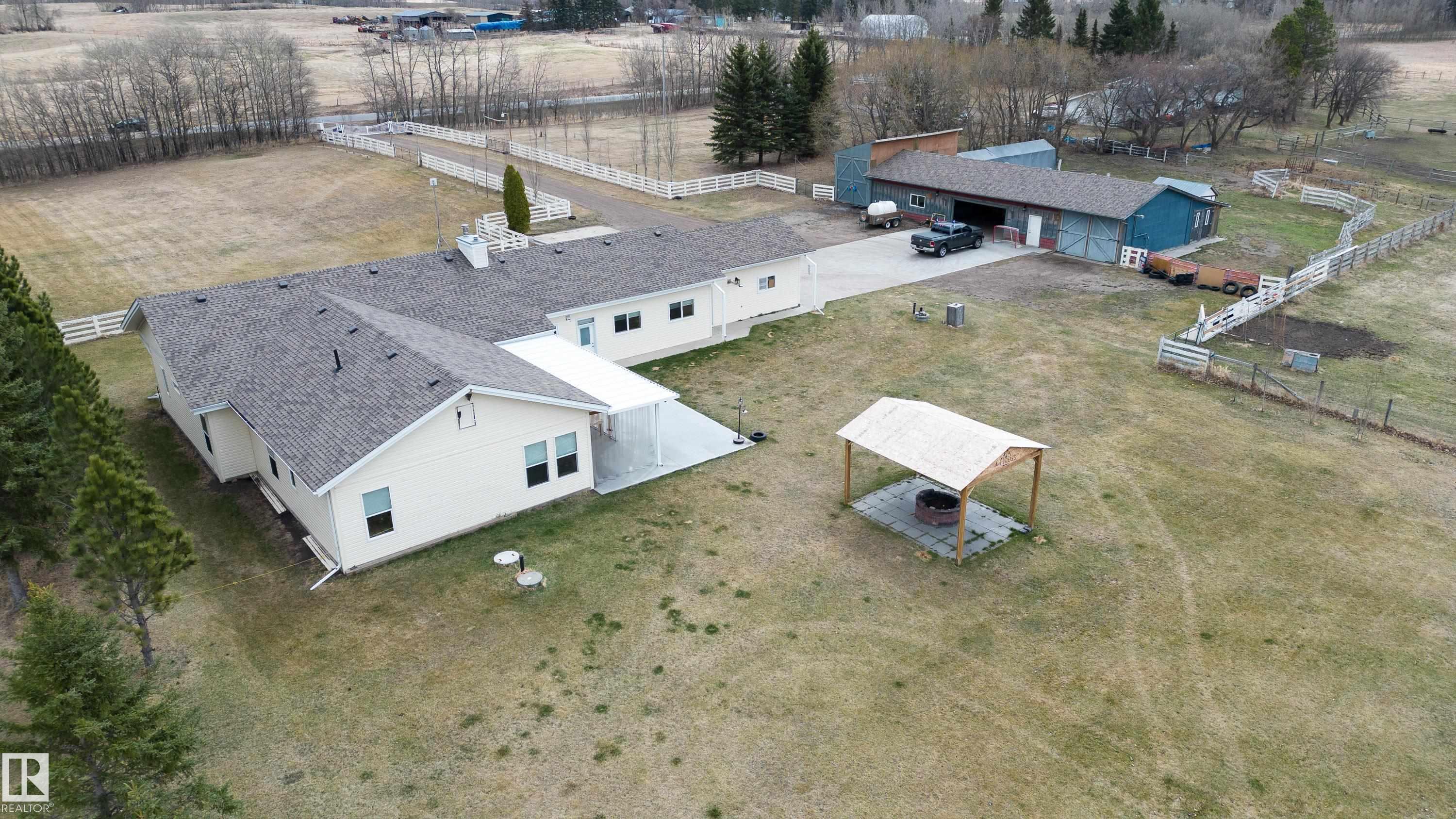 Photo 12 at 51214 Rge Rd 232, None, Rural Strathcona County