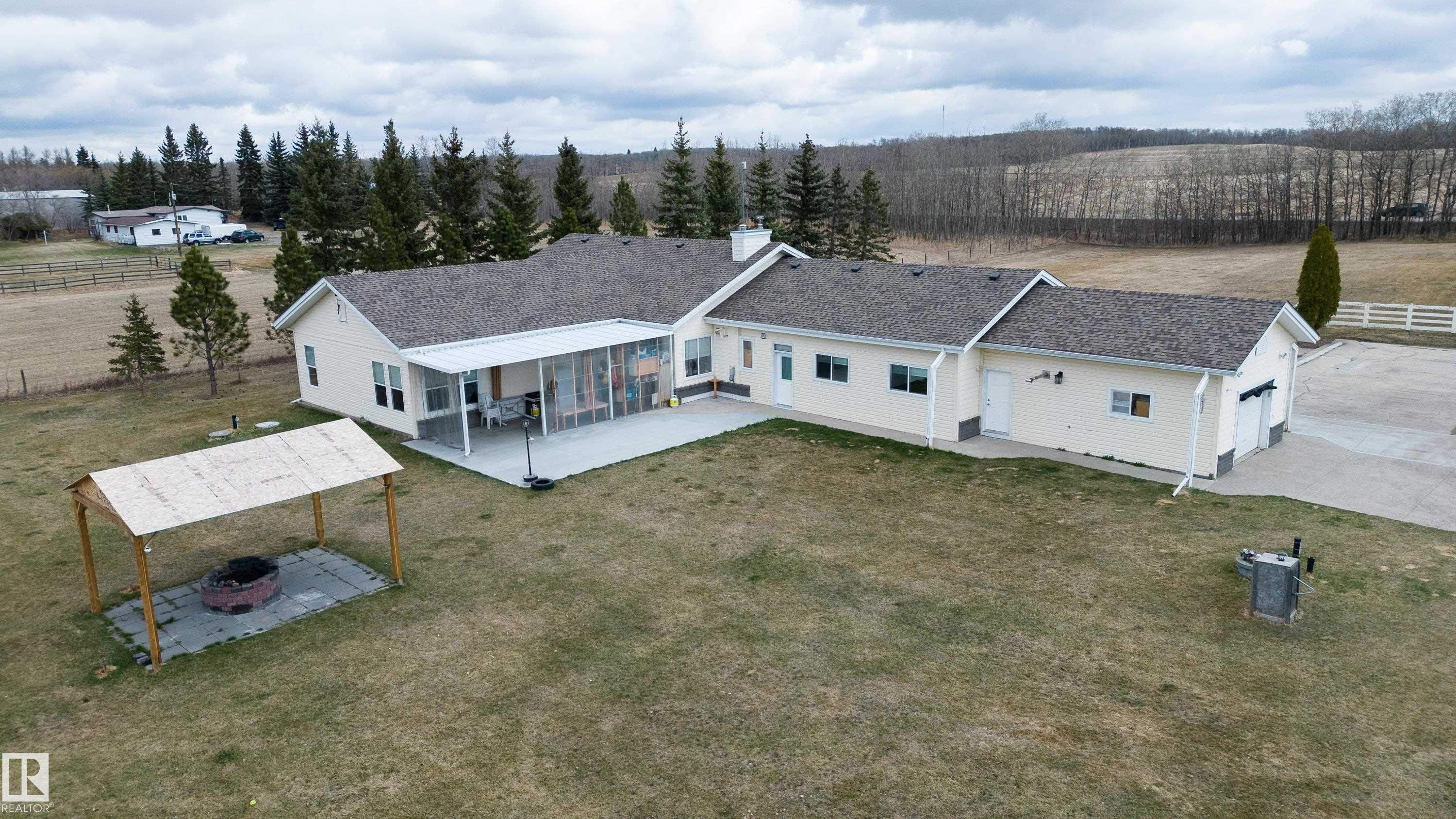 Photo 14 at 51214 Rge Rd 232, None, Rural Strathcona County