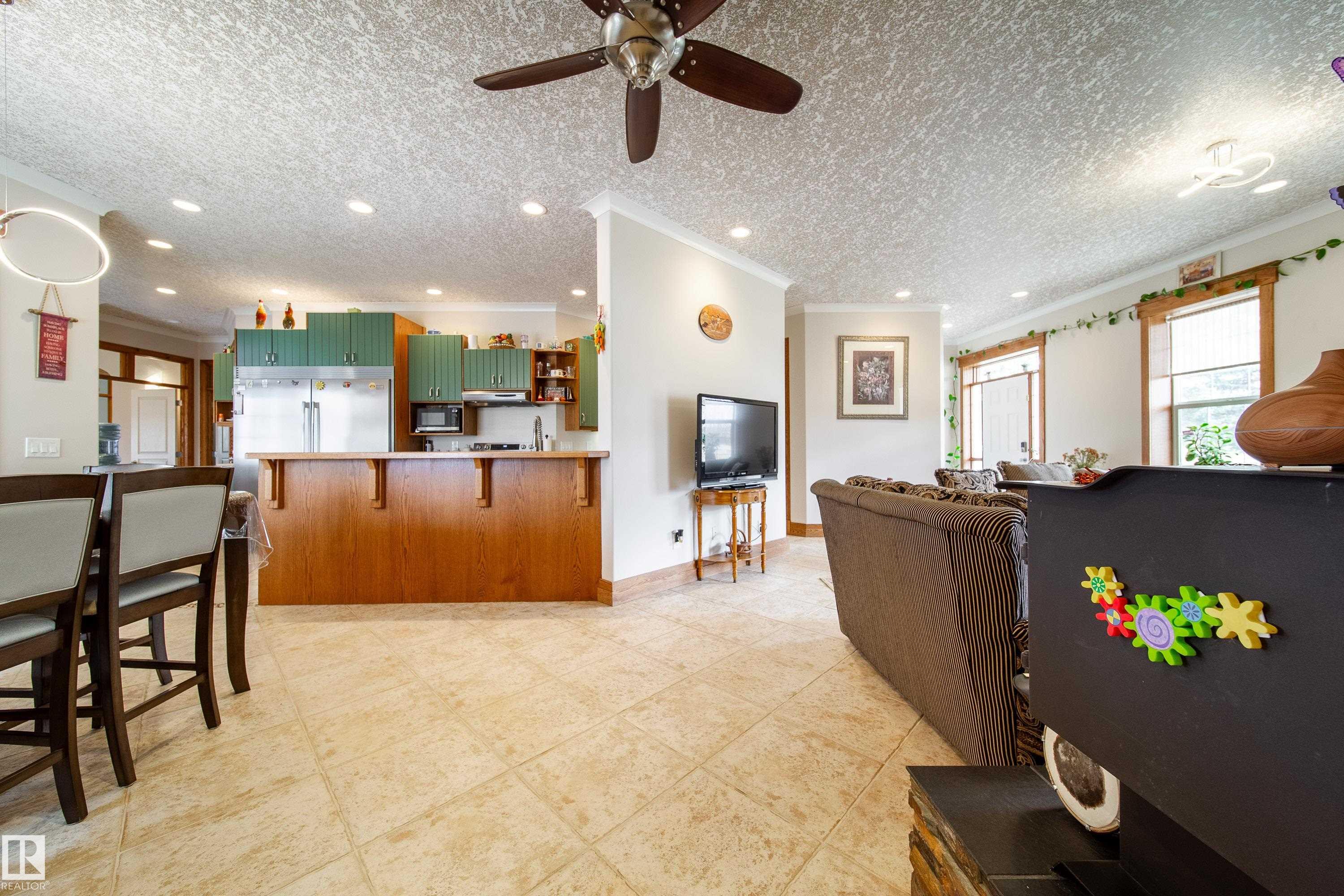 Photo 32 at 51214 Rge Rd 232, None, Rural Strathcona County