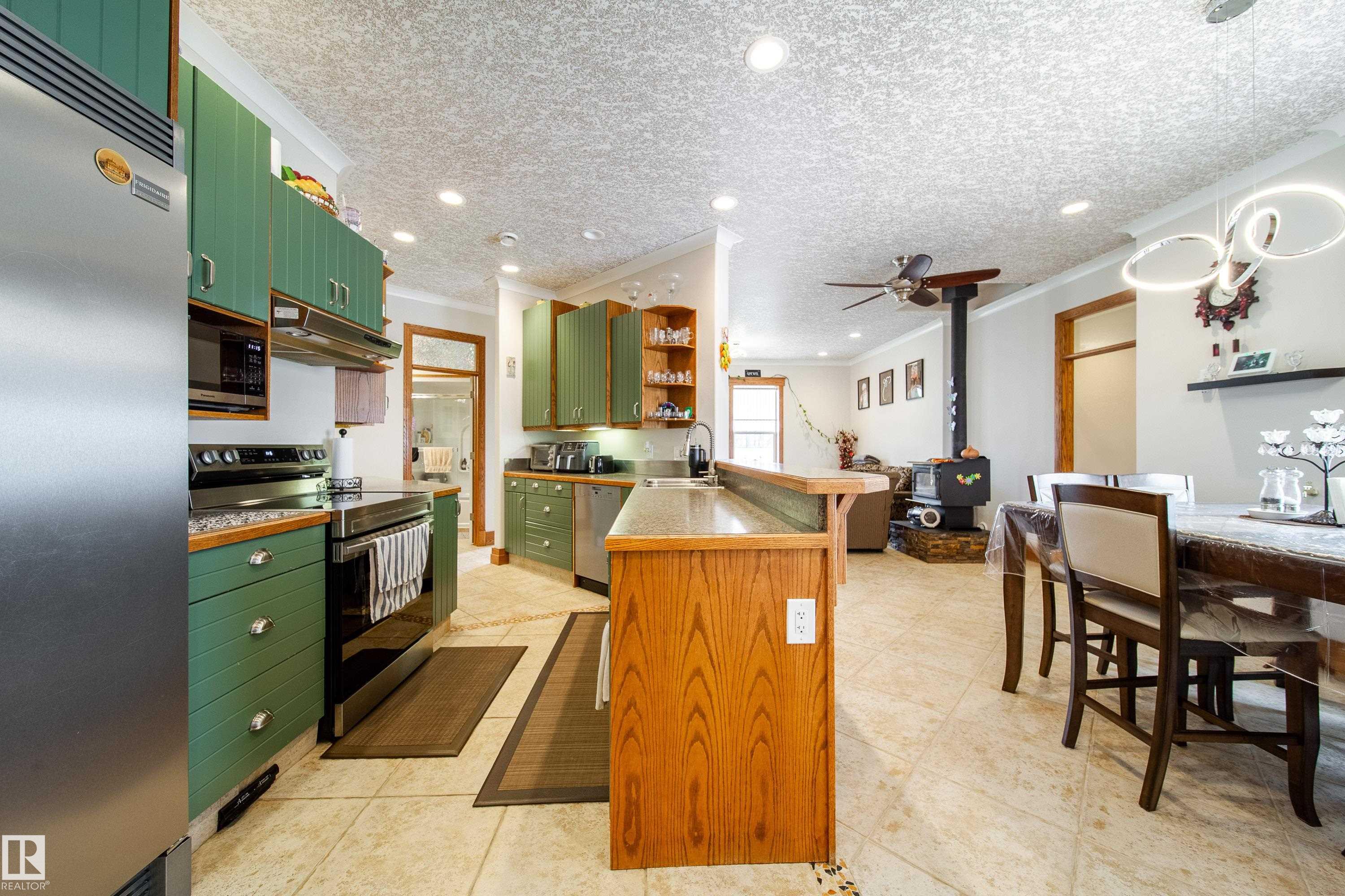 Photo 36 at 51214 Rge Rd 232, None, Rural Strathcona County
