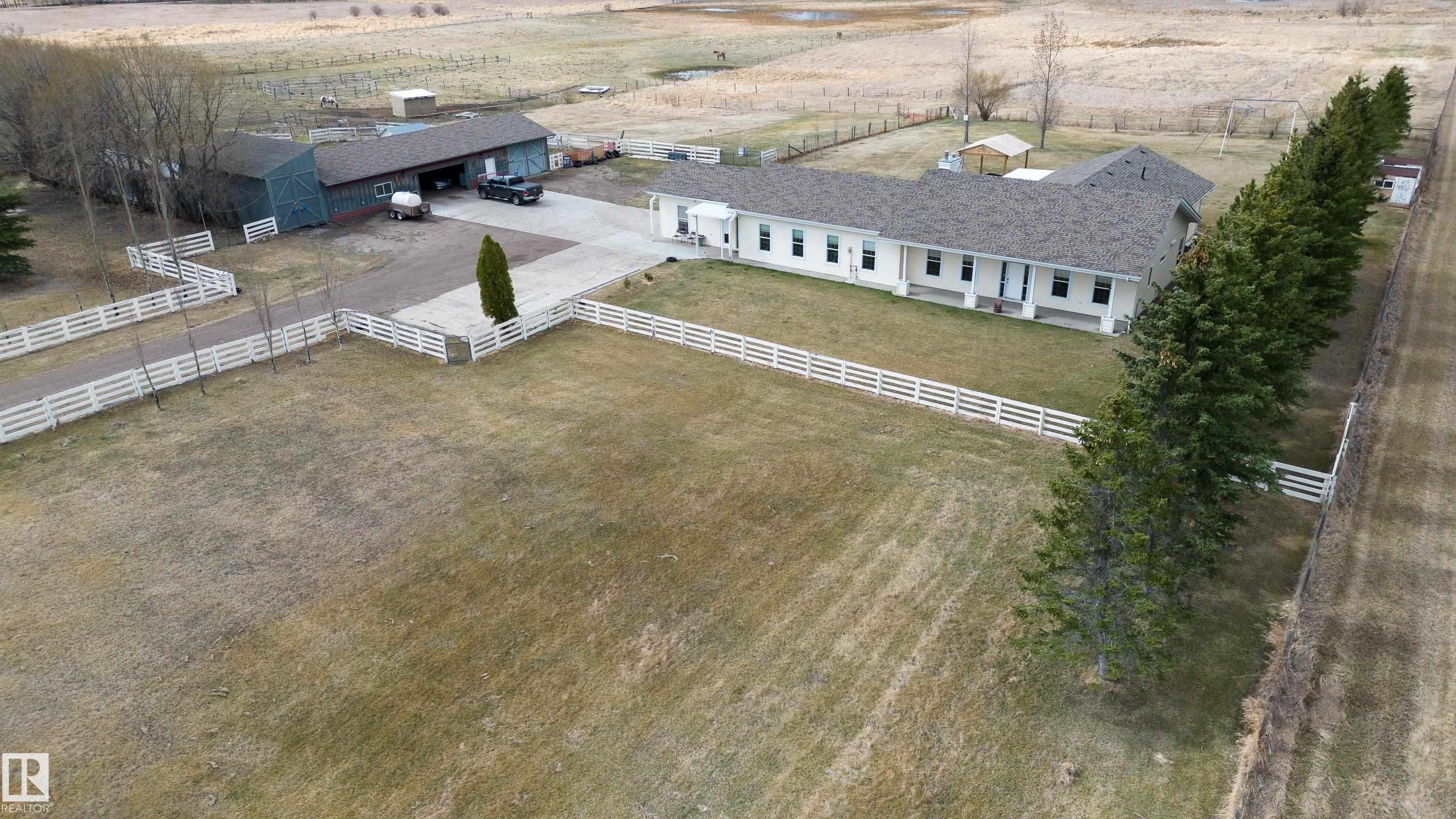 Photo 5 at 51214 Rge Rd 232, None, Rural Strathcona County