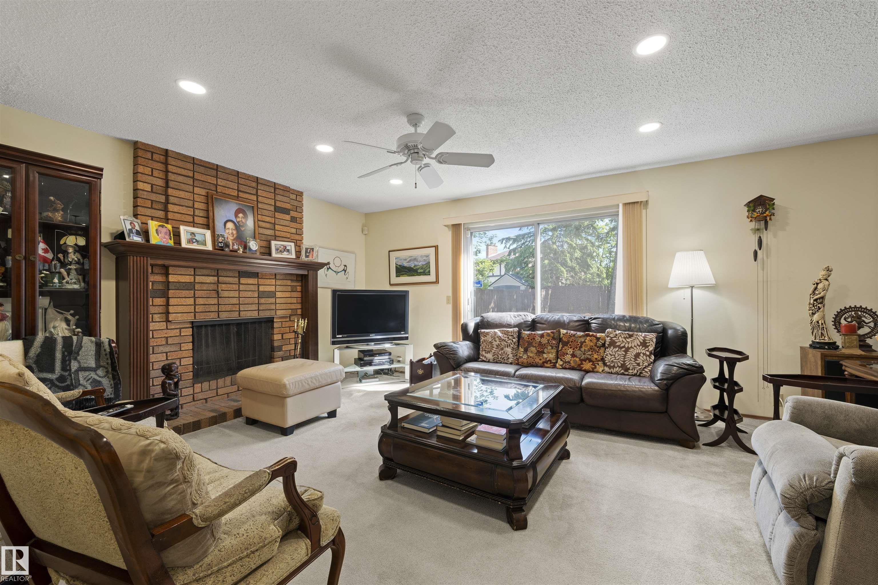 Photo 20 at 2811 125 Street NW, Blue Quill Estates, Edmonton