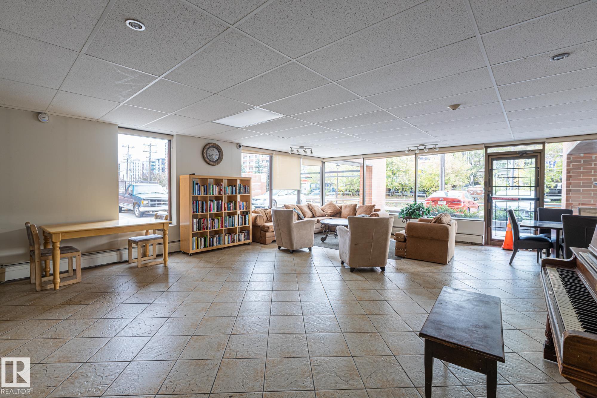 Photo 29 at 905 - 9917 110 Street NW, Wîhkwêntôwin, Edmonton