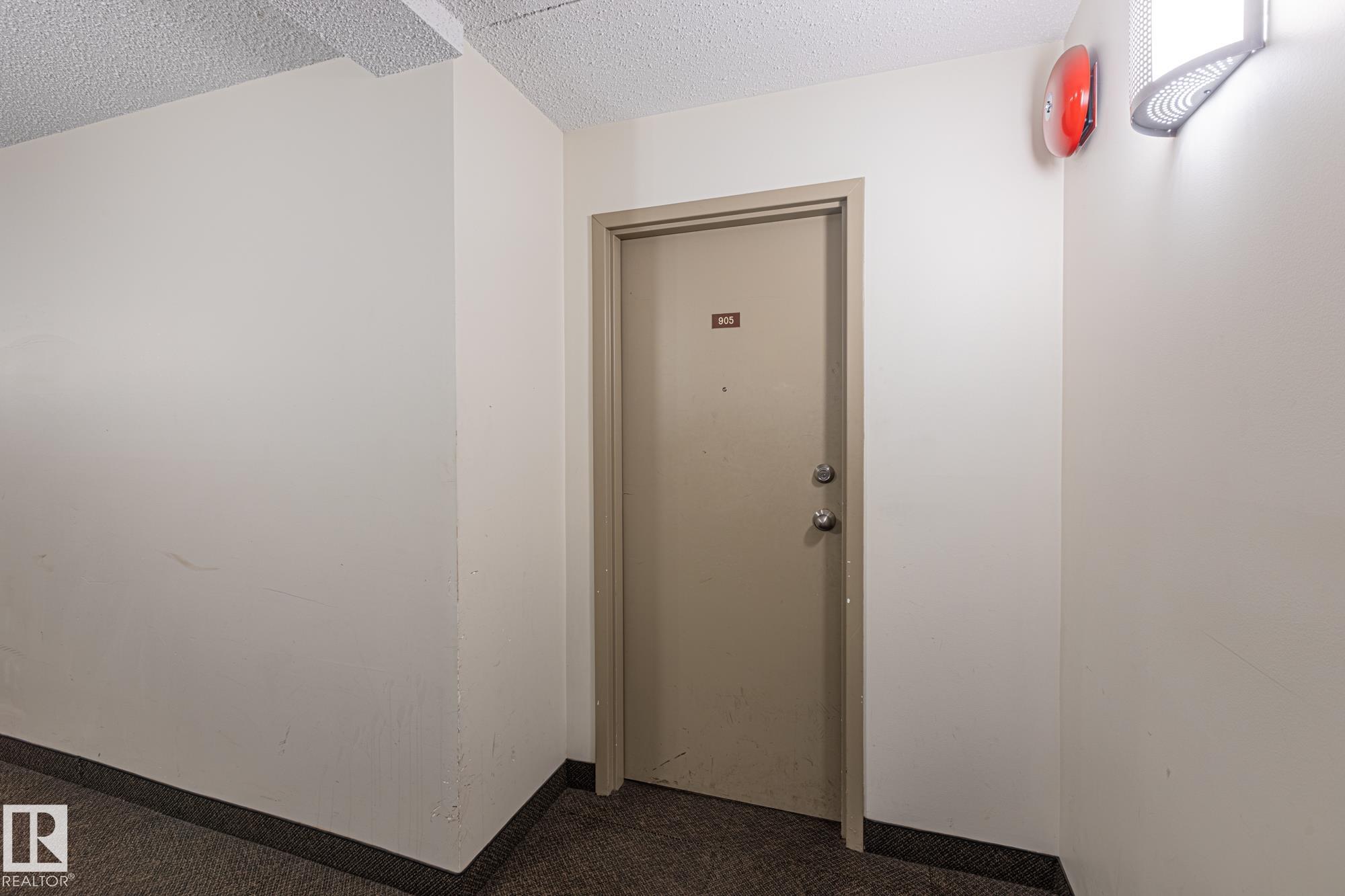 Photo 5 at 905 - 9917 110 Street NW, Wîhkwêntôwin, Edmonton