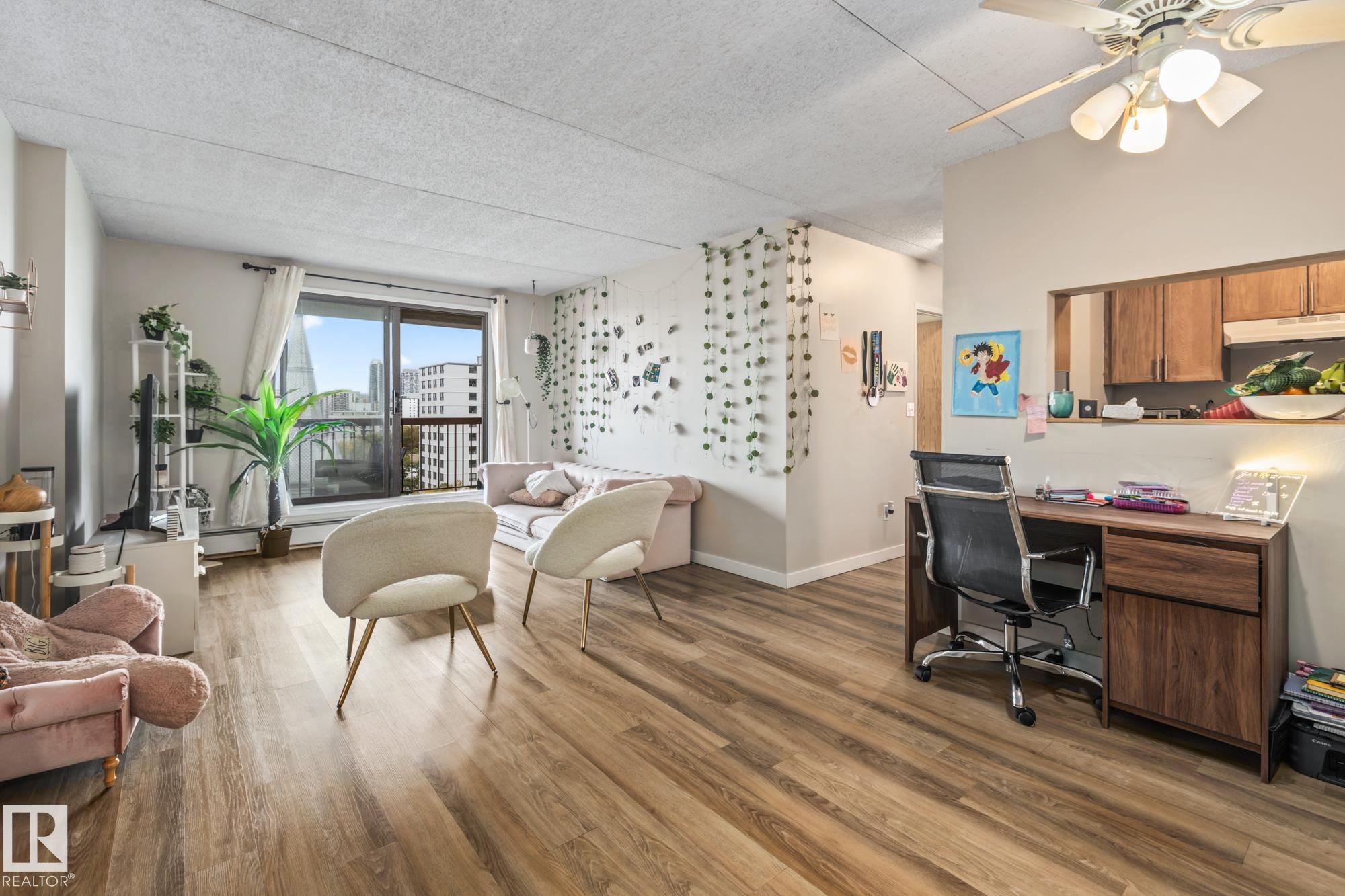 Photo 6 at 905 - 9917 110 Street NW, Wîhkwêntôwin, Edmonton