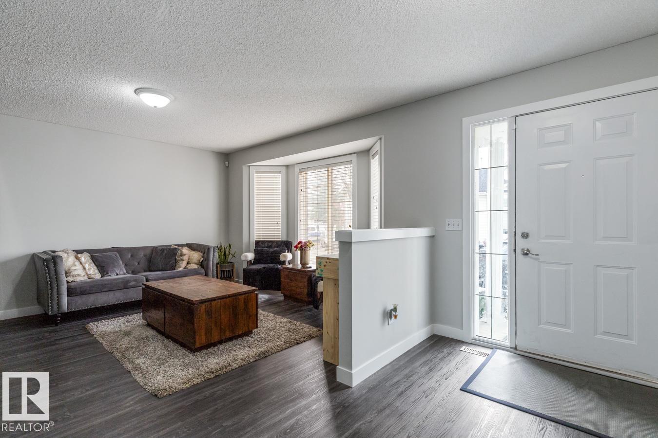 Photo 2 at 31 - 3380 28a Avenue NW, Silver Berry, Edmonton