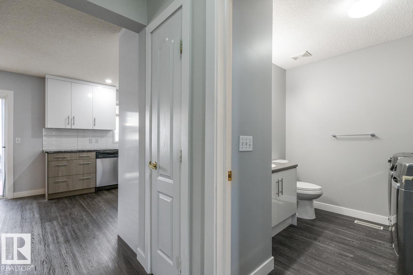 Photo 16 at 31 - 3380 28a Avenue NW, Silver Berry, Edmonton