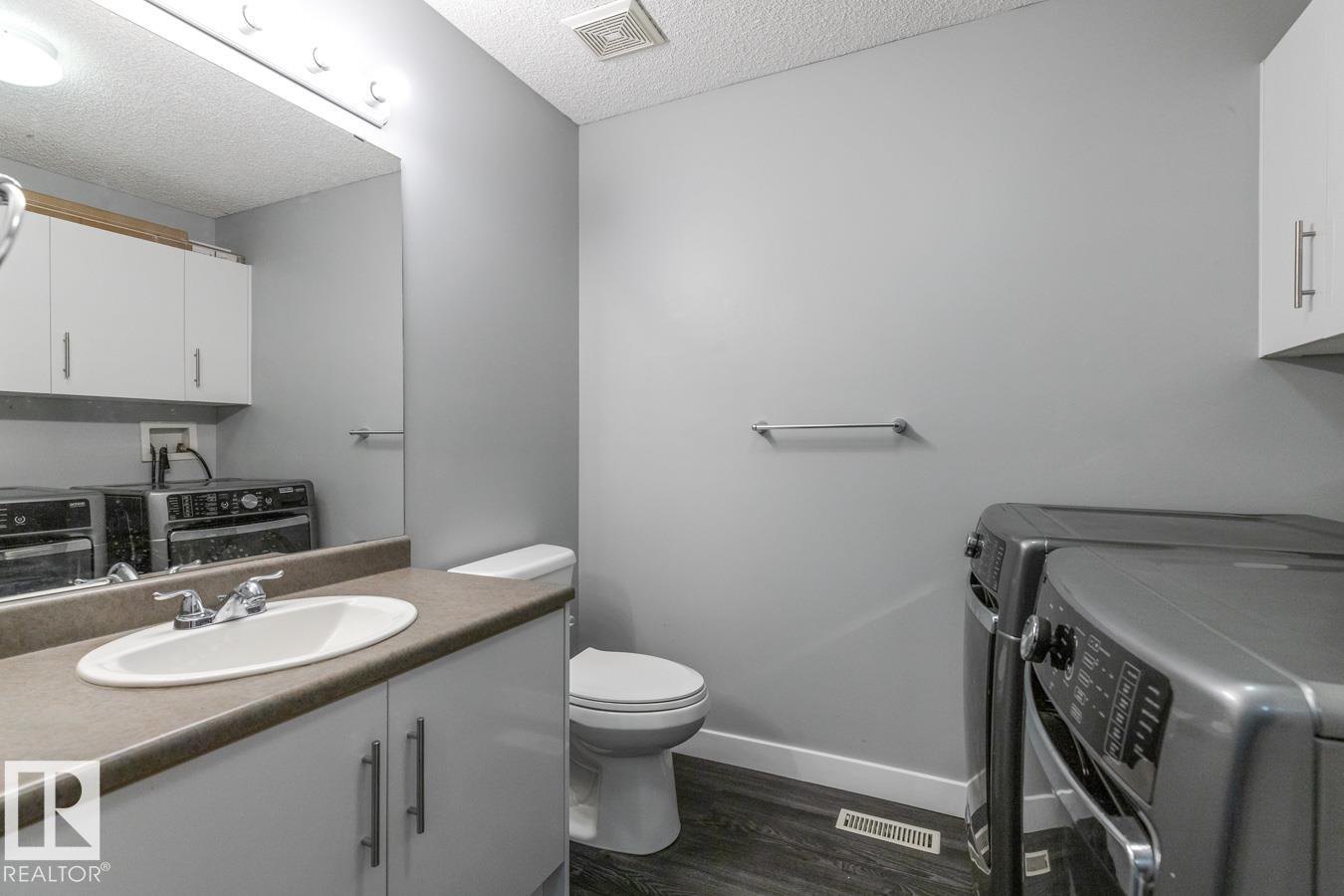 Photo 17 at 31 - 3380 28a Avenue NW, Silver Berry, Edmonton