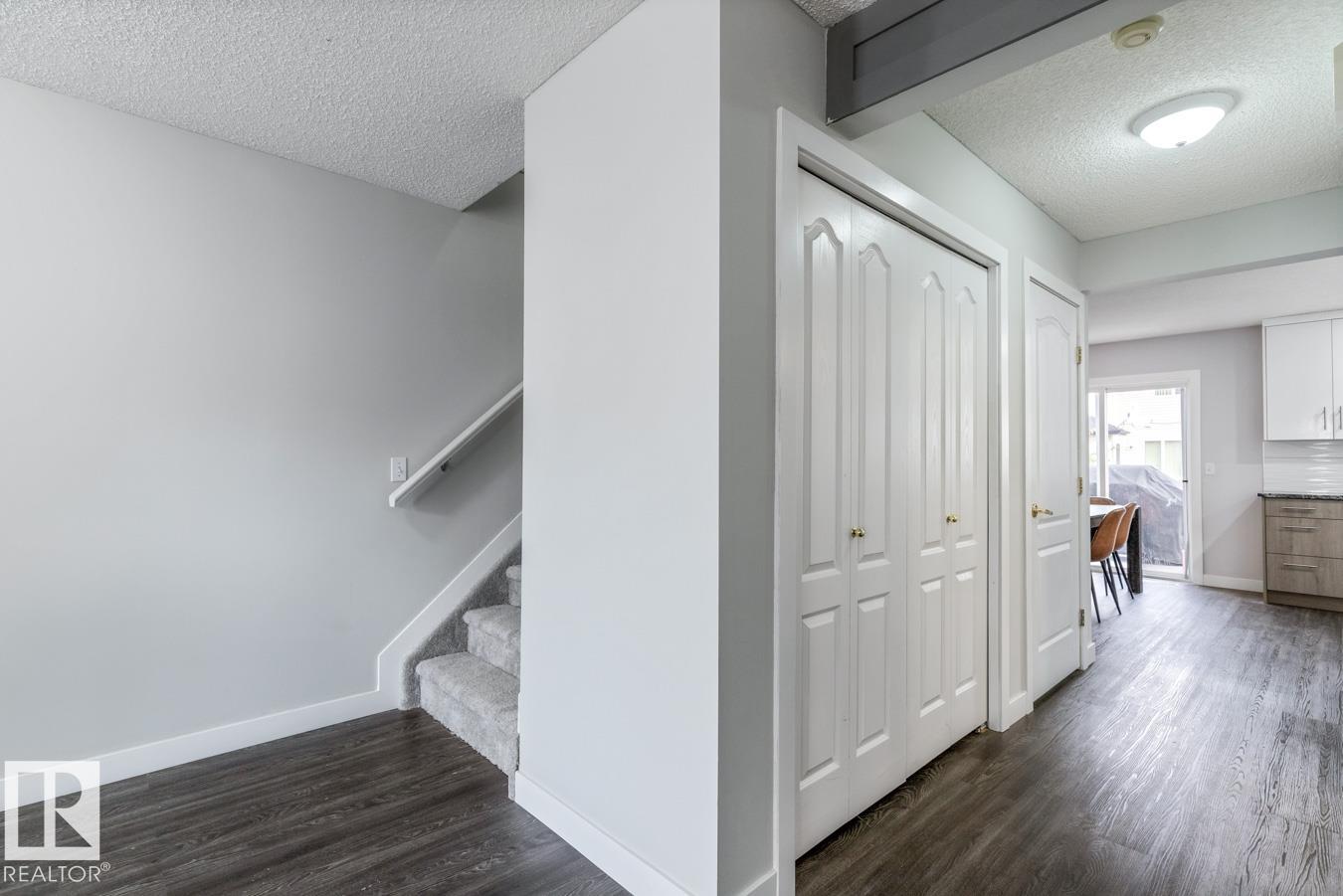 Photo 8 at 31 - 3380 28a Avenue NW, Silver Berry, Edmonton