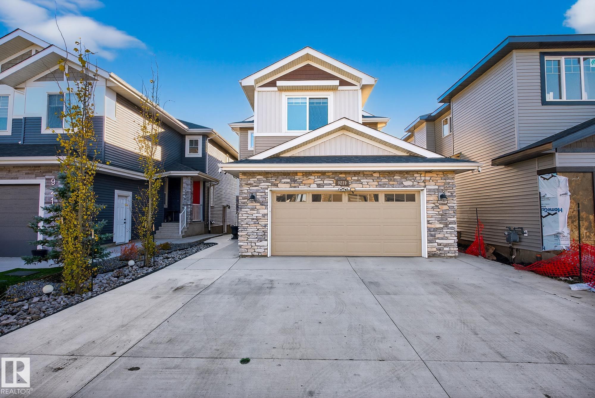 Picture for 9219 183 AV NW