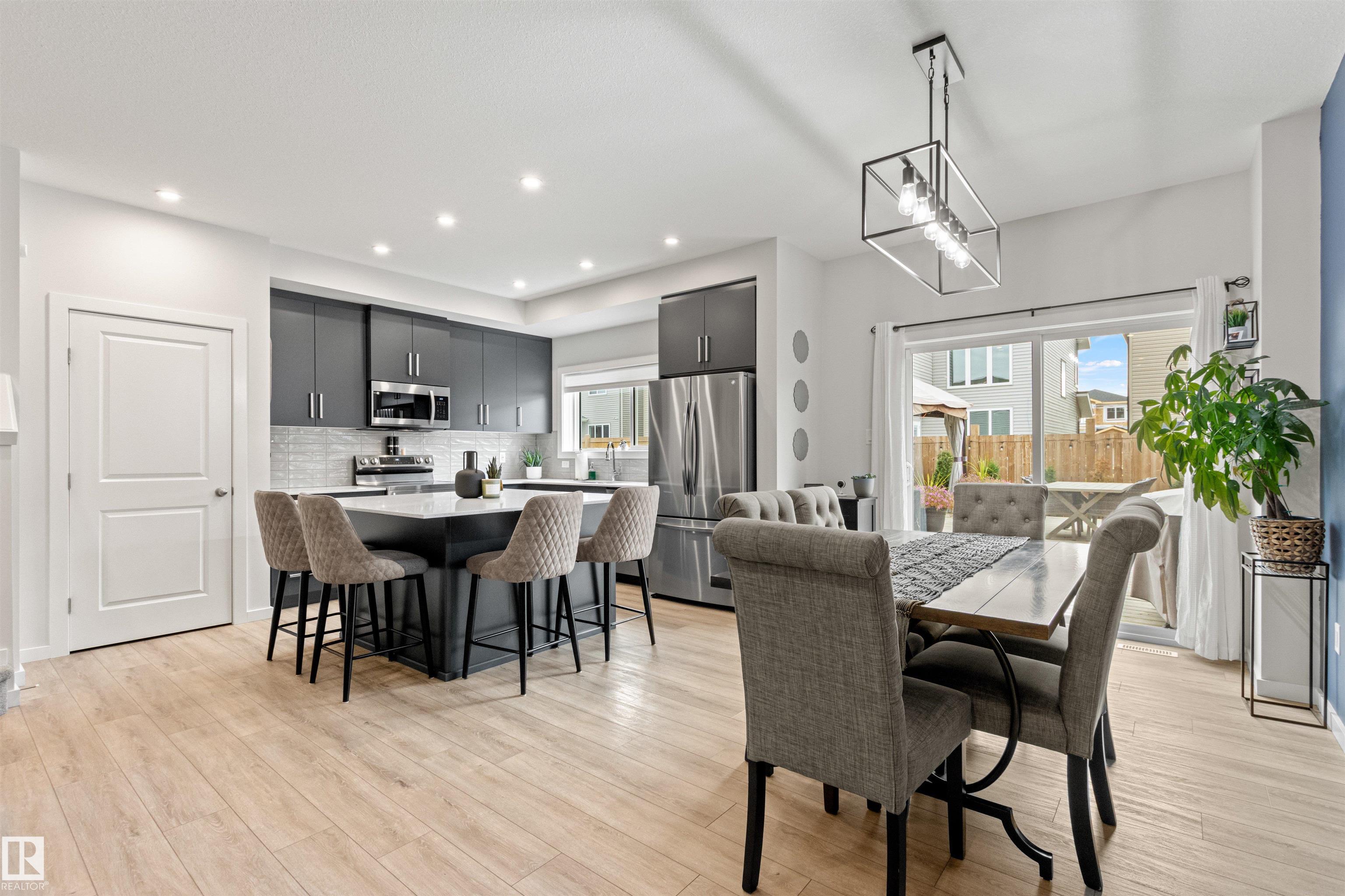 Photo 13 at 446 Roberts Crescent, Robinson, Leduc