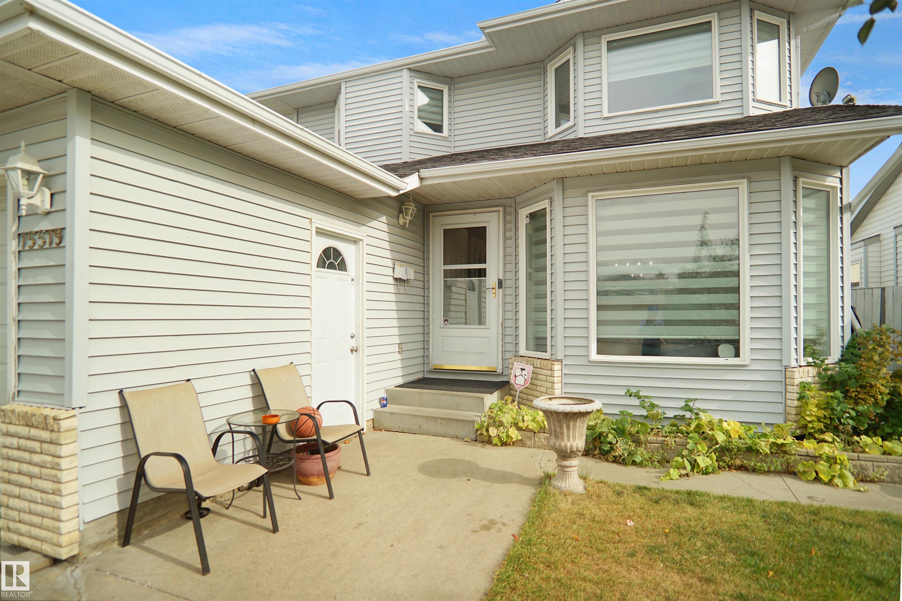 Photo 2 at 15519 70 Street NW, Ozerna, Edmonton