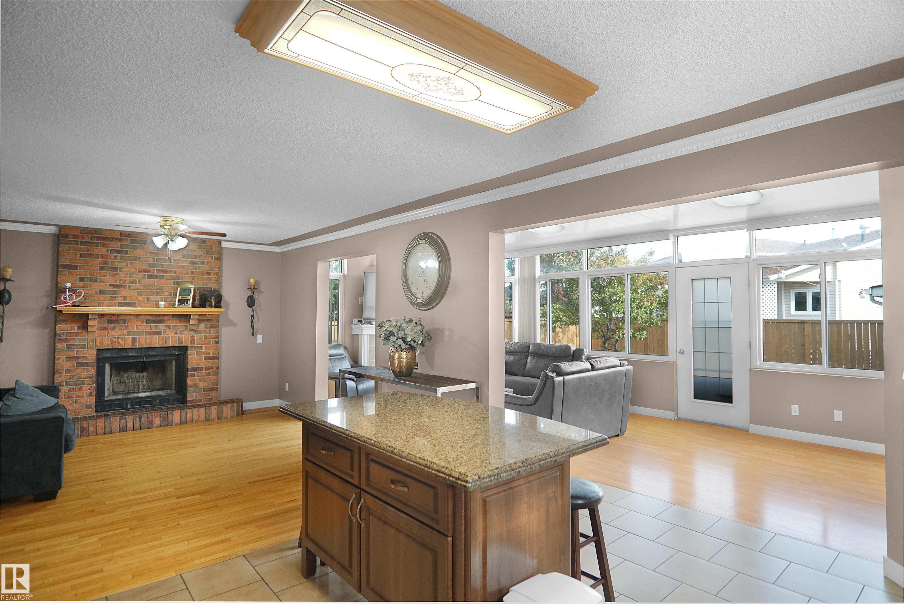 Photo 14 at 15519 70 Street NW, Ozerna, Edmonton