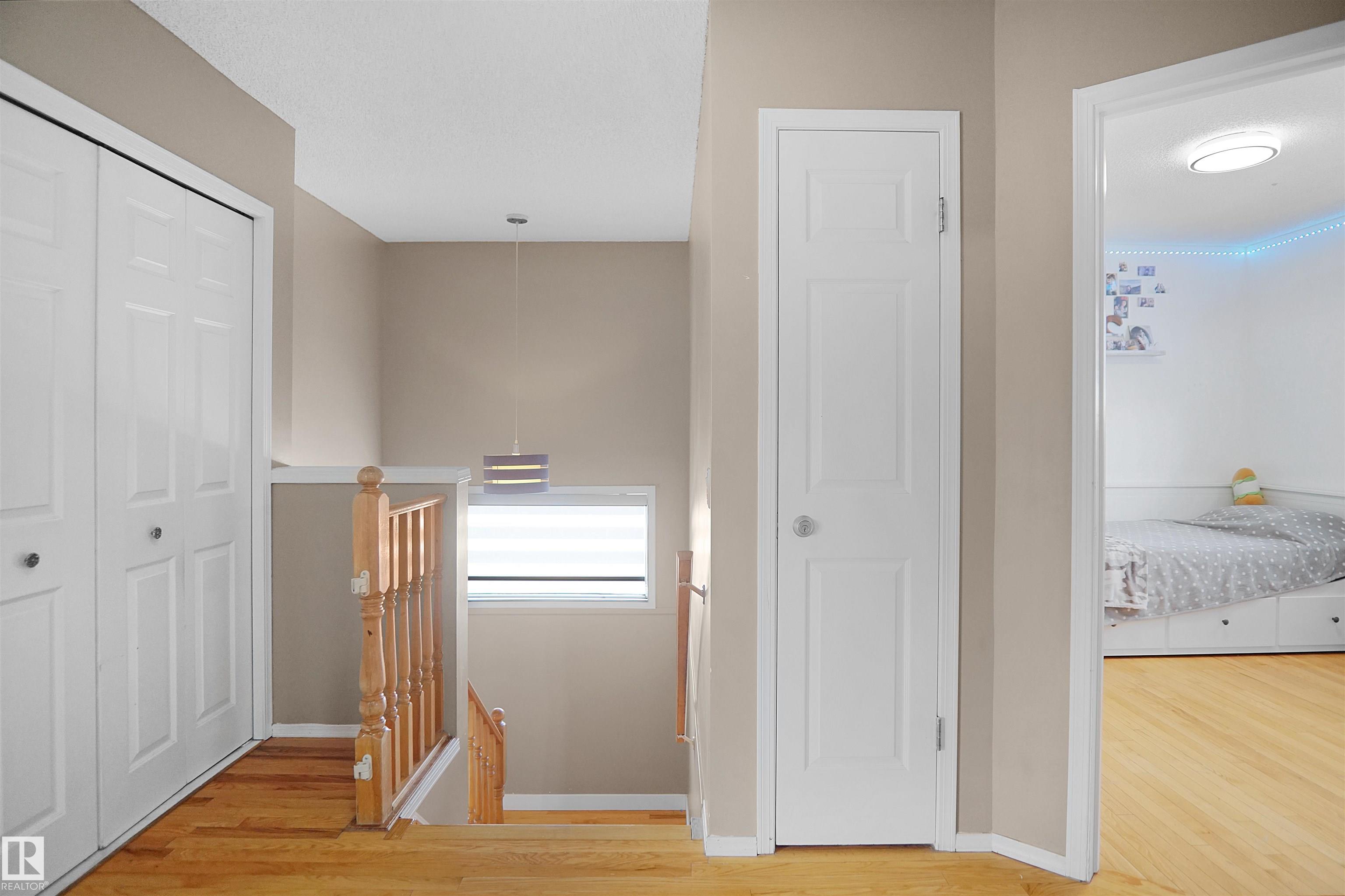 Photo 23 at 15519 70 Street NW, Ozerna, Edmonton