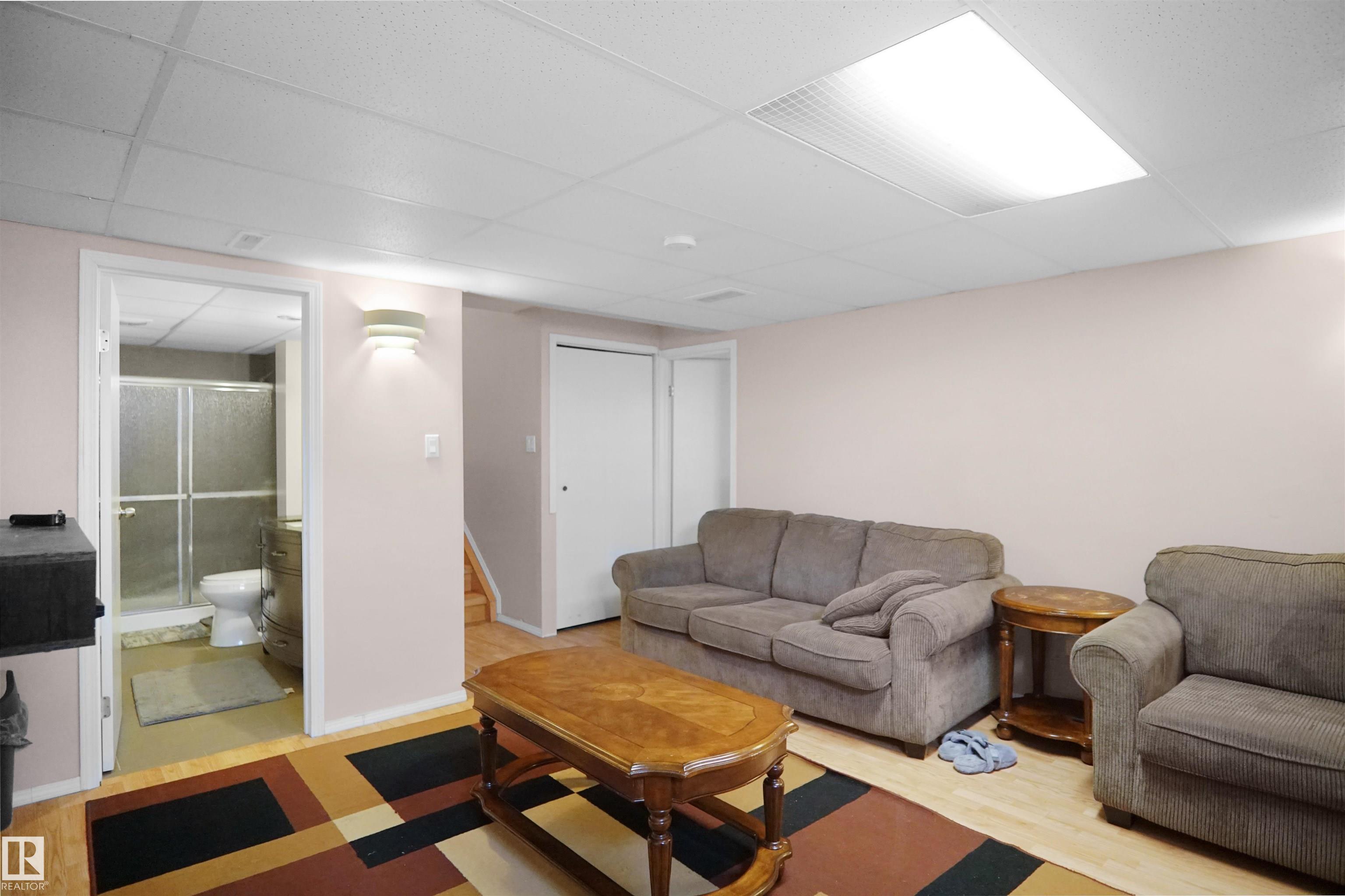Photo 38 at 15519 70 Street NW, Ozerna, Edmonton