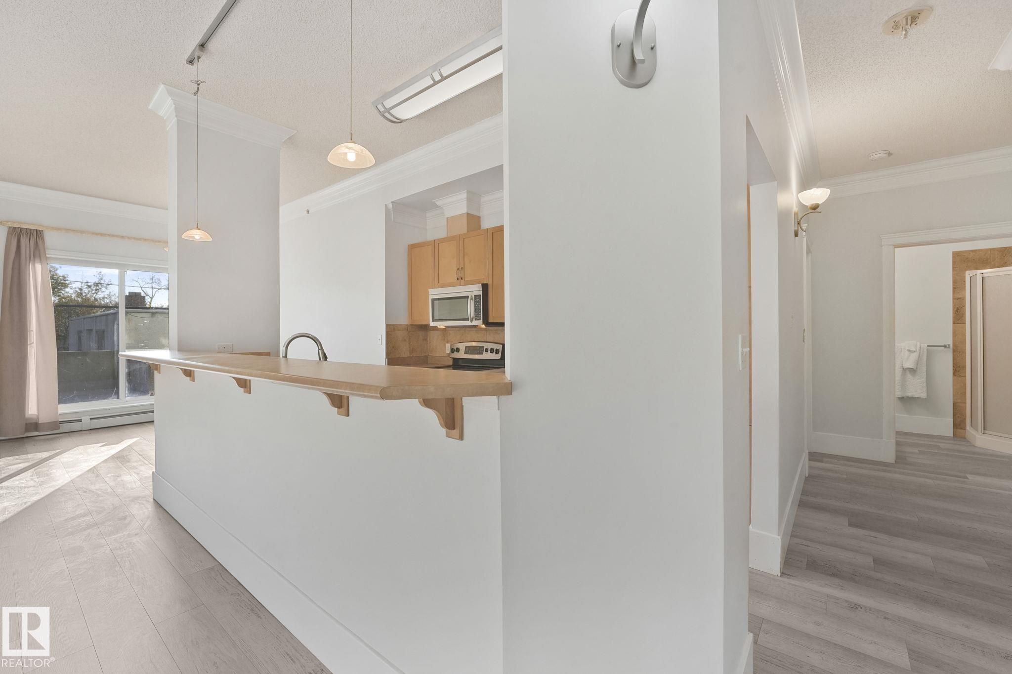 Photo 12 at 104 - 9707 105 Street NW, Downtown, Edmonton