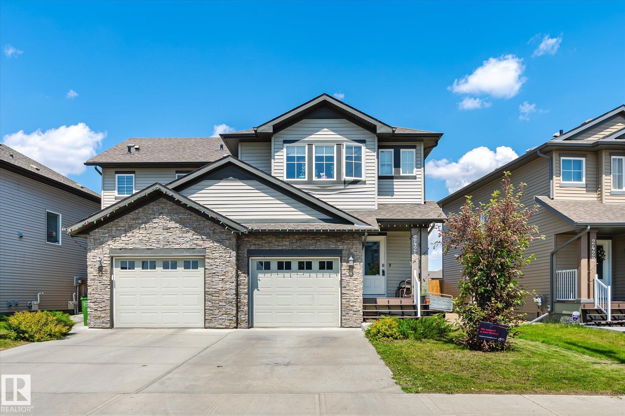2424 19a Avenue NW, Laurel, Edmonton 