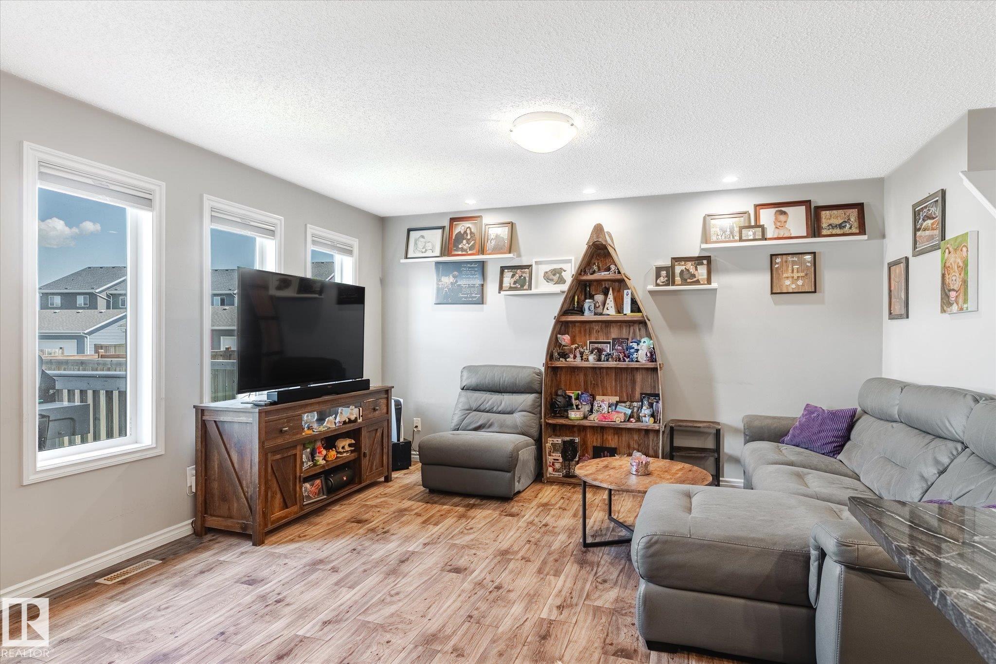 Photo 4 at 2424 19a Avenue NW, Laurel, Edmonton