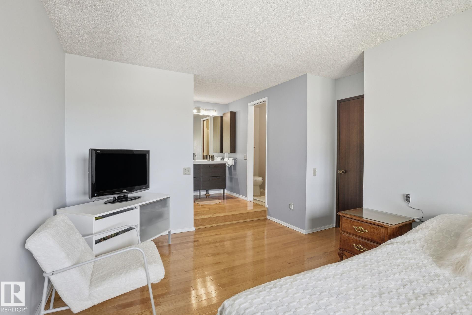 Photo 22 at 1804 114 Street NW, Skyrattler, Edmonton