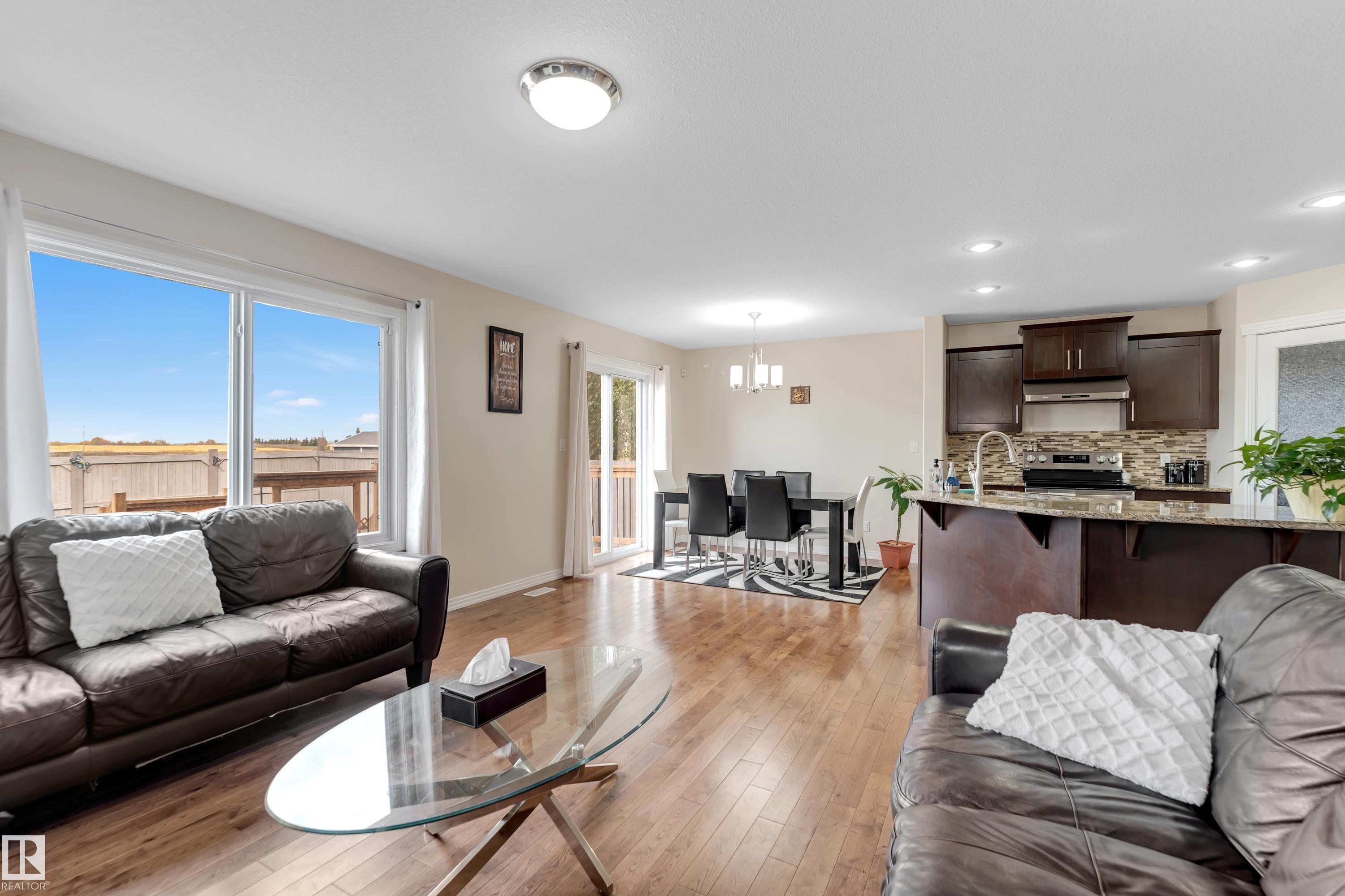 Photo 20 at 118 Rue Montalet, Dansereau Meadows, Beaumont