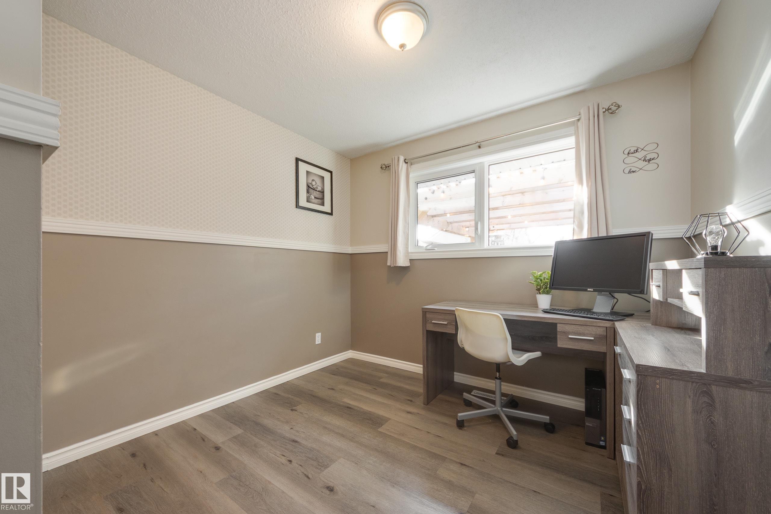 Photo 17 at 16107 80 Avenue NW, Elmwood, Edmonton