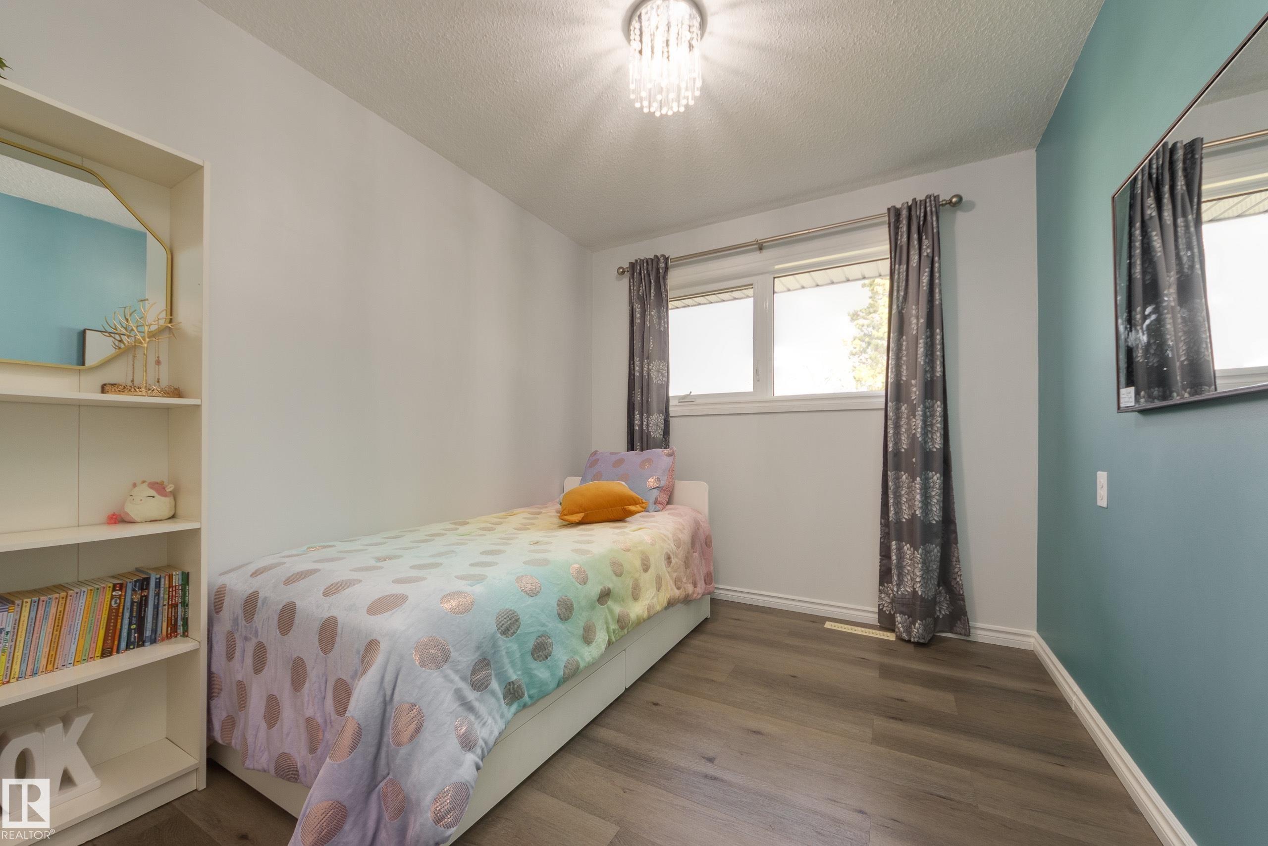 Photo 18 at 16107 80 Avenue NW, Elmwood, Edmonton