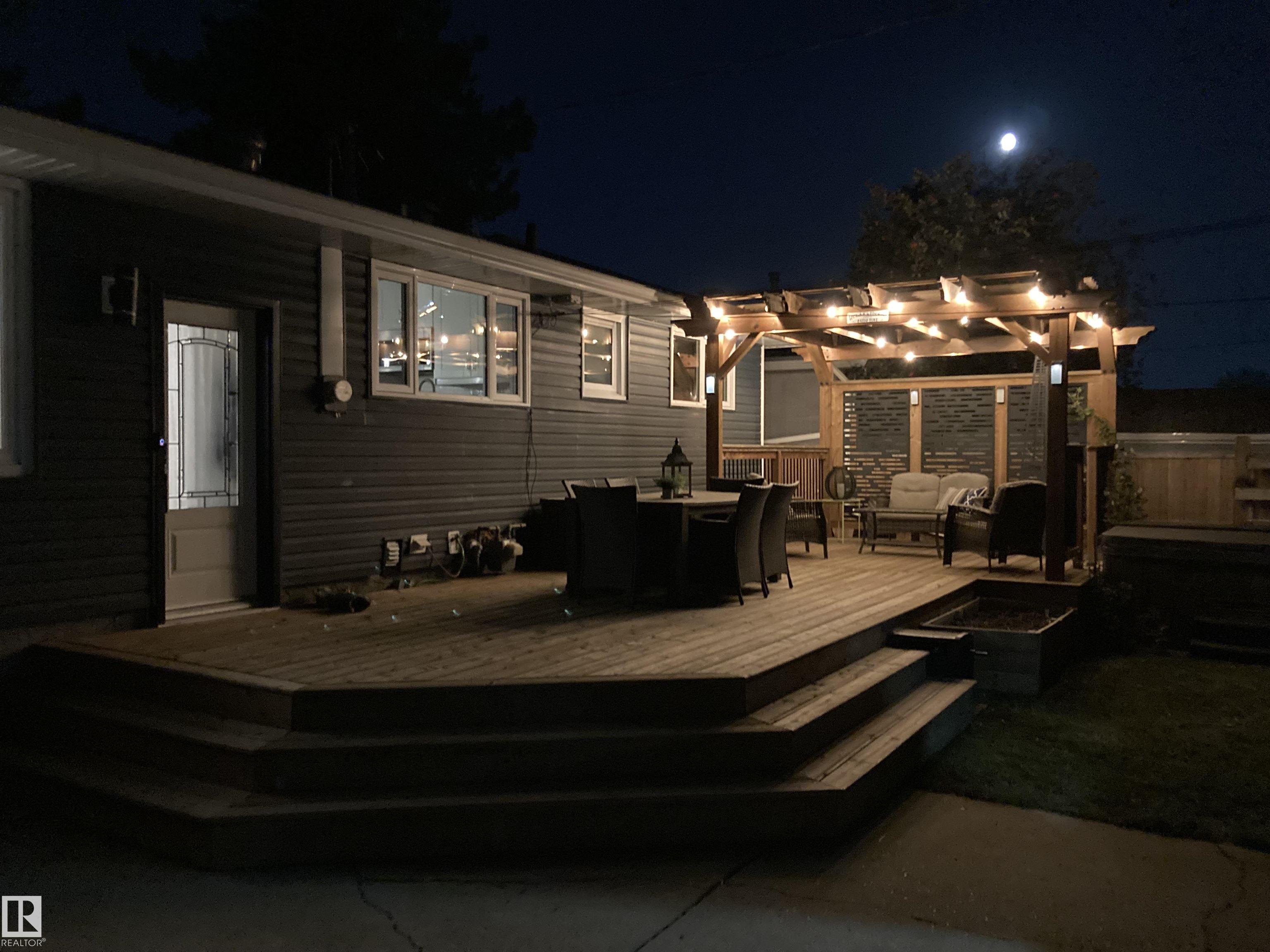 Photo 34 at 16107 80 Avenue NW, Elmwood, Edmonton