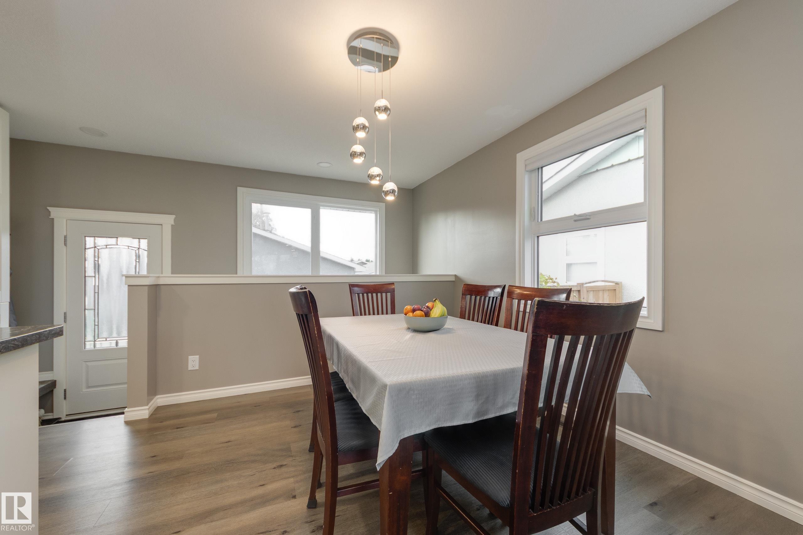 Photo 9 at 16107 80 Avenue NW, Elmwood, Edmonton