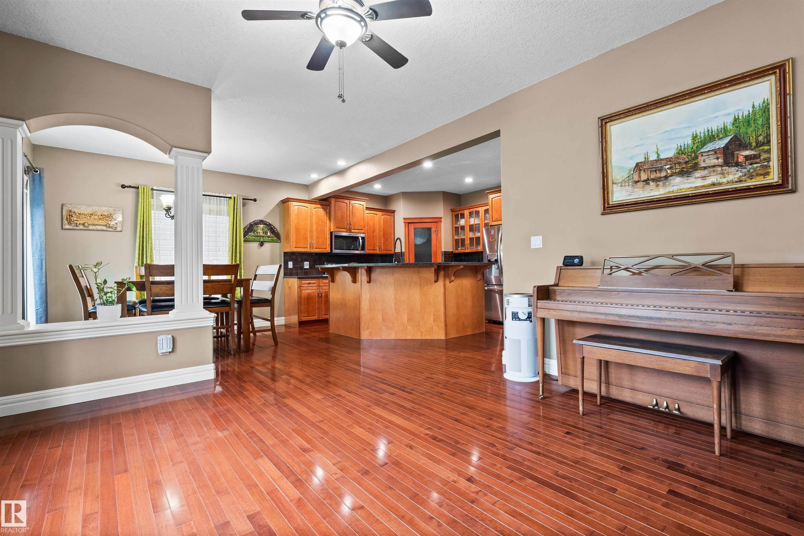 Photo 12 at 7918 7 Avenue SW, Ellerslie, Edmonton