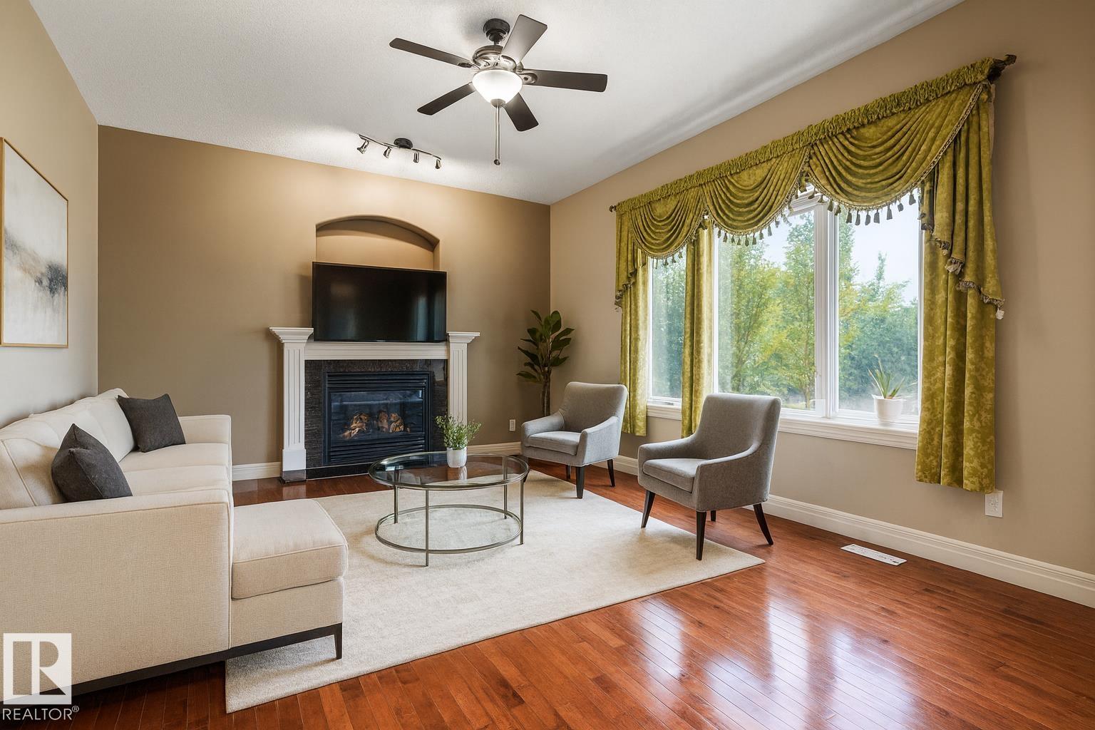 Photo 7 at 7918 7 Avenue SW, Ellerslie, Edmonton