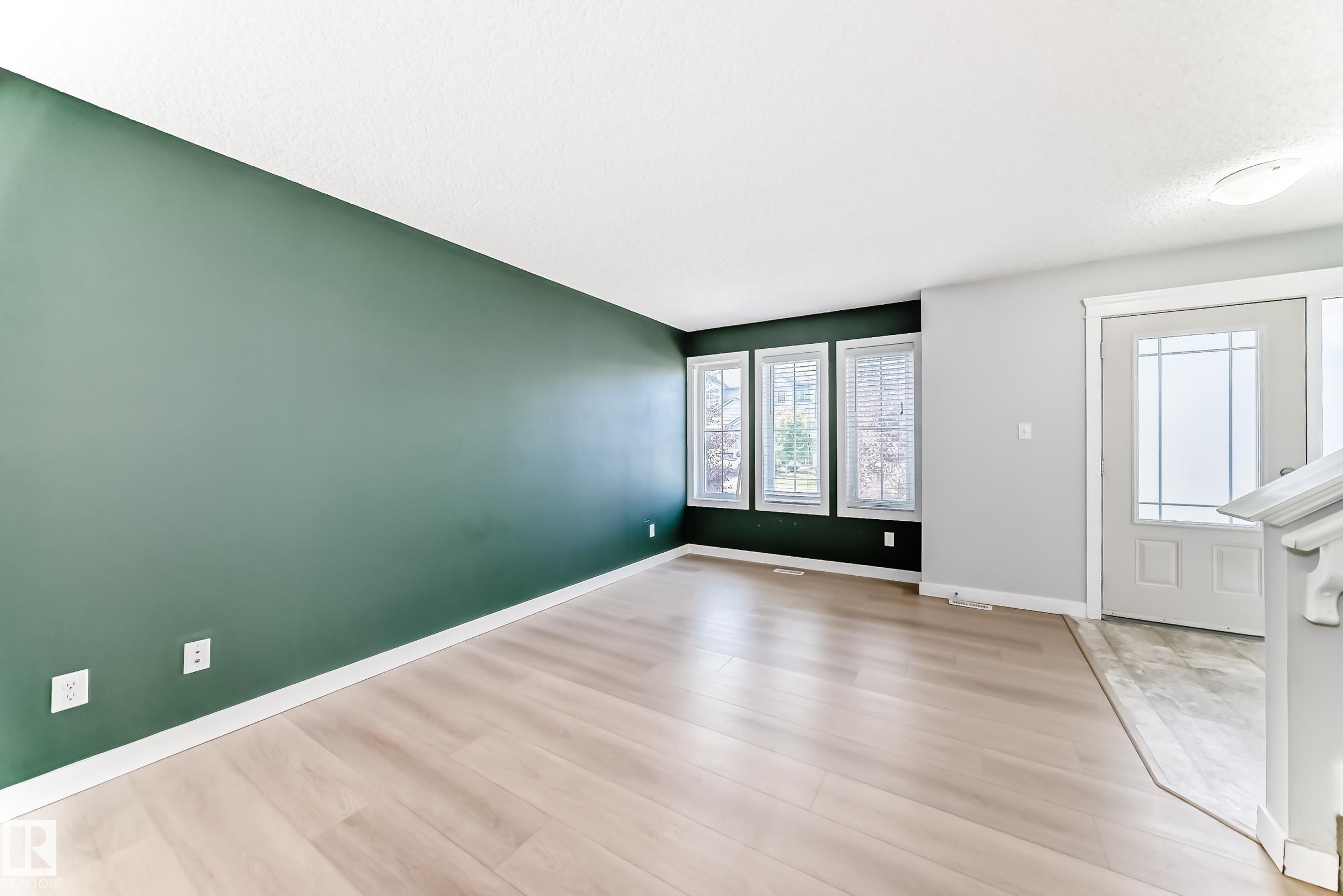 Photo 13 at 1611 52 Street SW, Walker, Edmonton