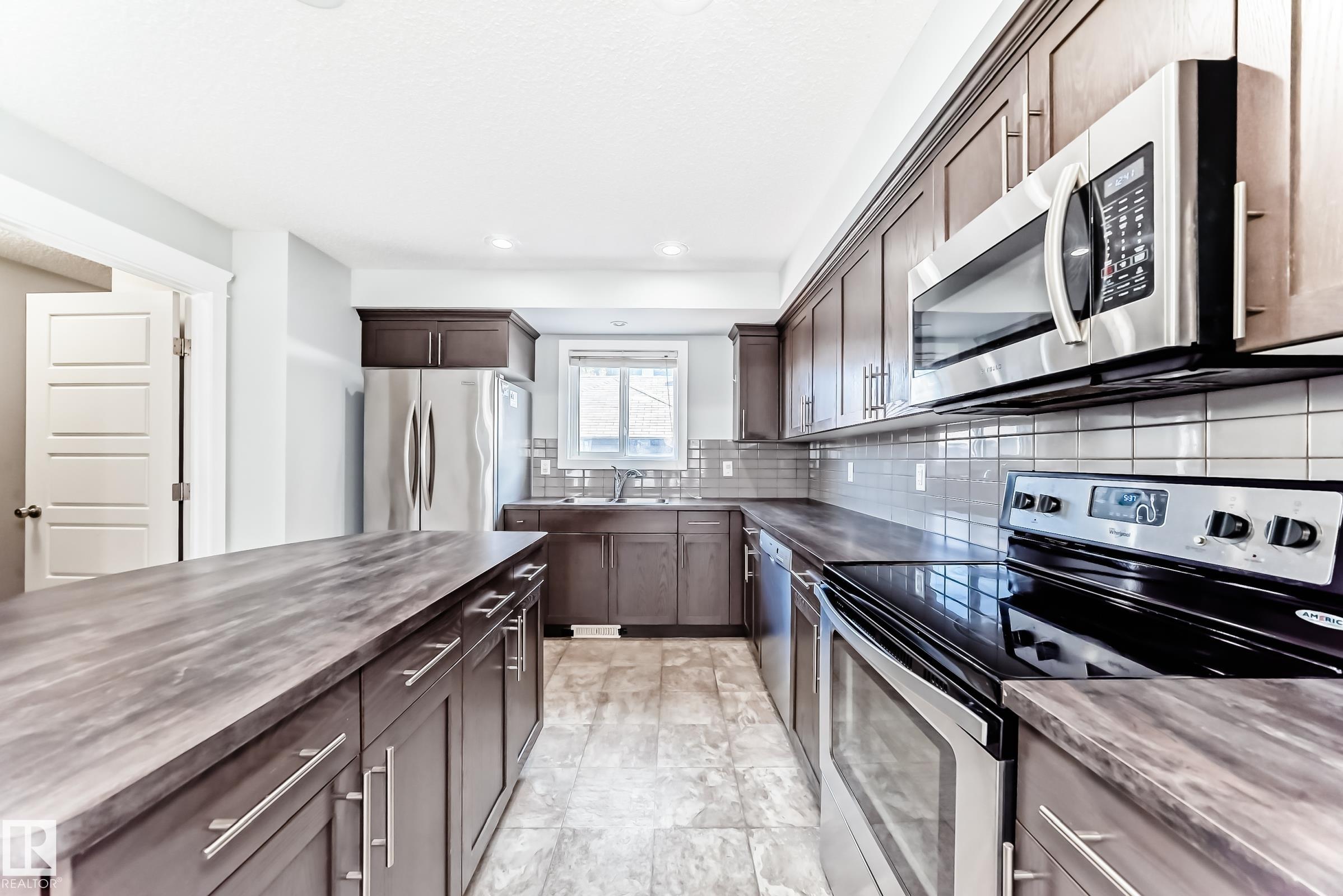 Photo 4 at 1611 52 Street SW, Walker, Edmonton