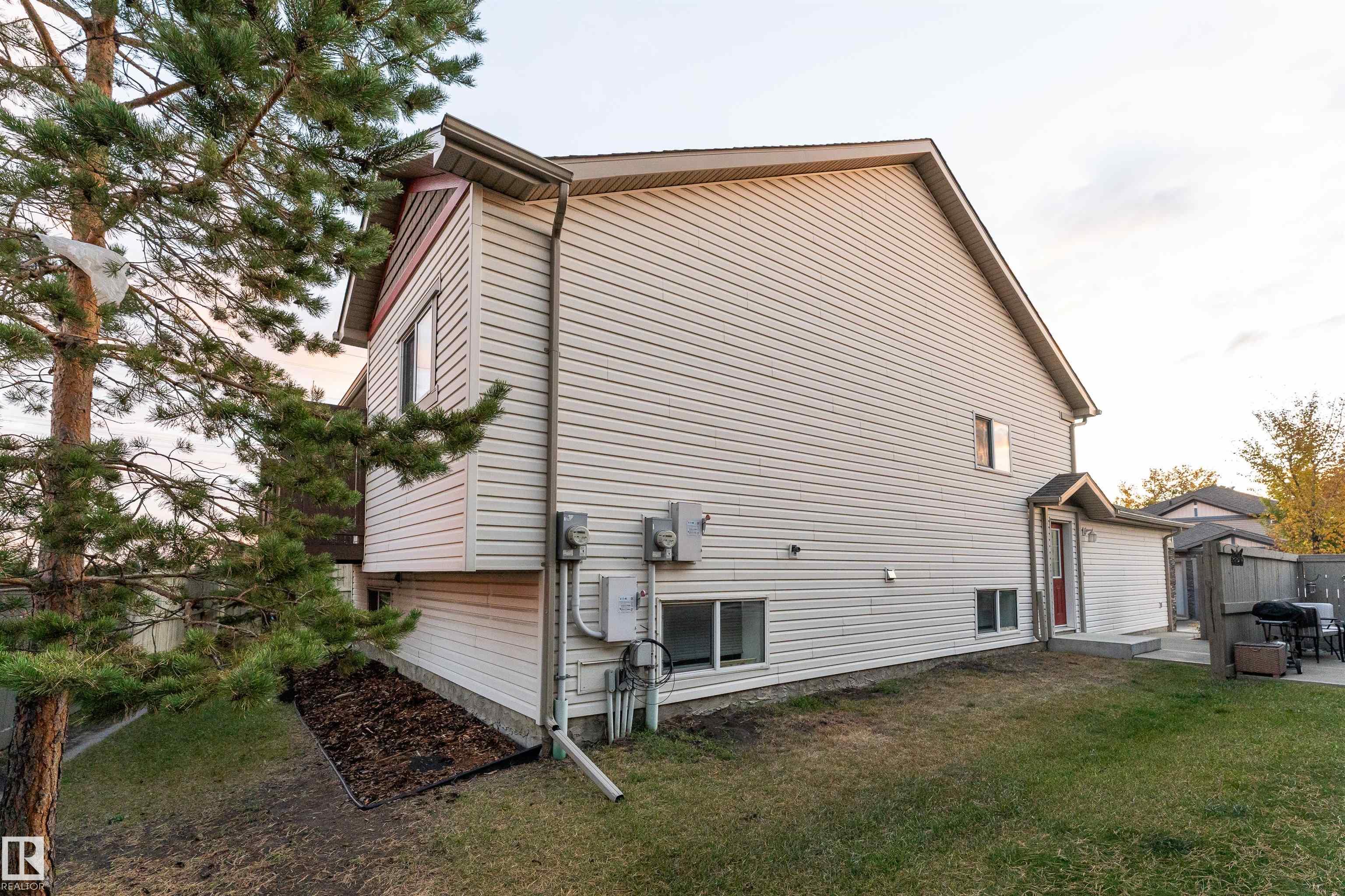 Photo 17 at 22 - 6520 2 Avenue SW, Charlesworth, Edmonton