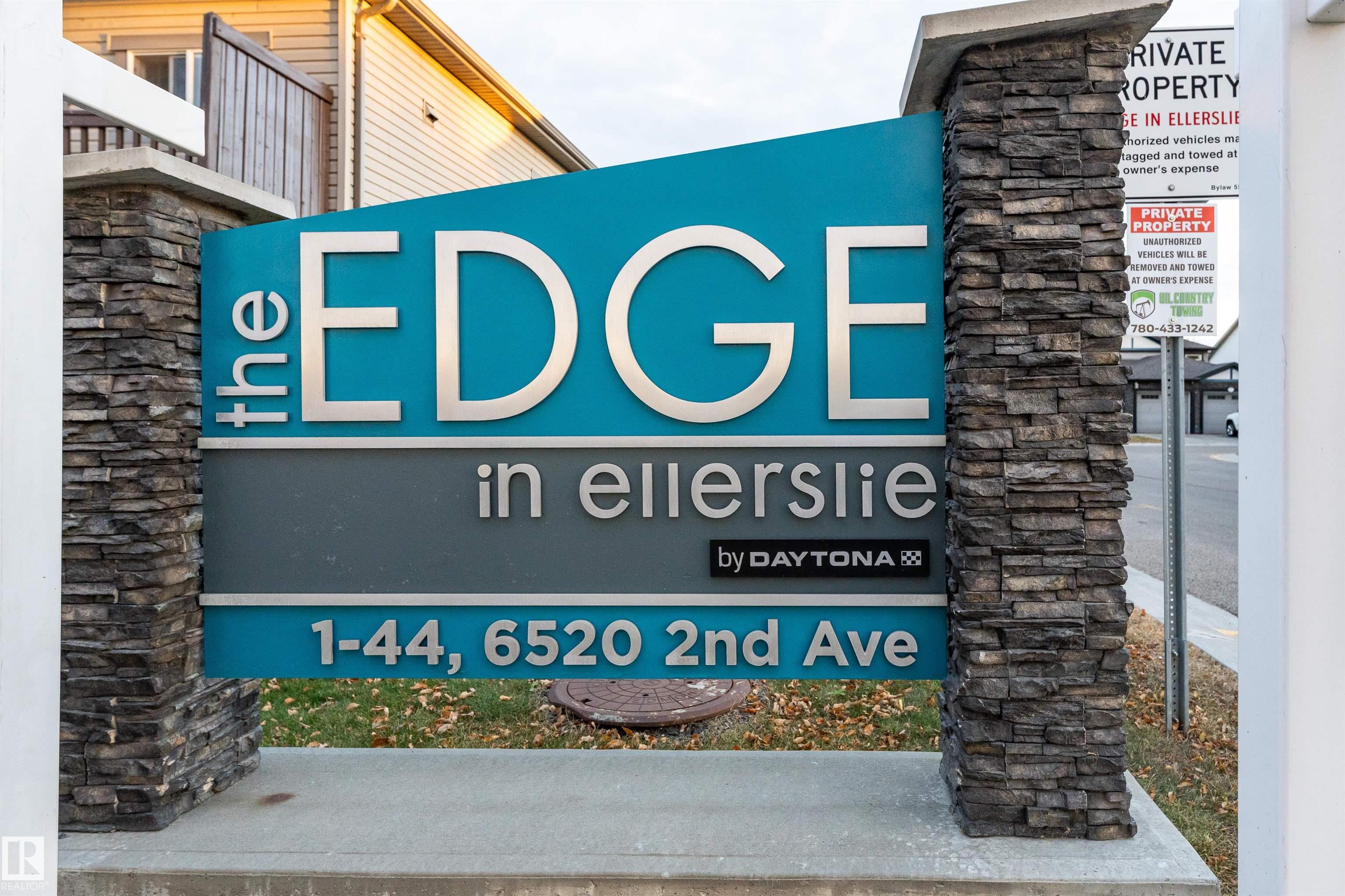 Photo 18 at 22 - 6520 2 Avenue SW, Charlesworth, Edmonton