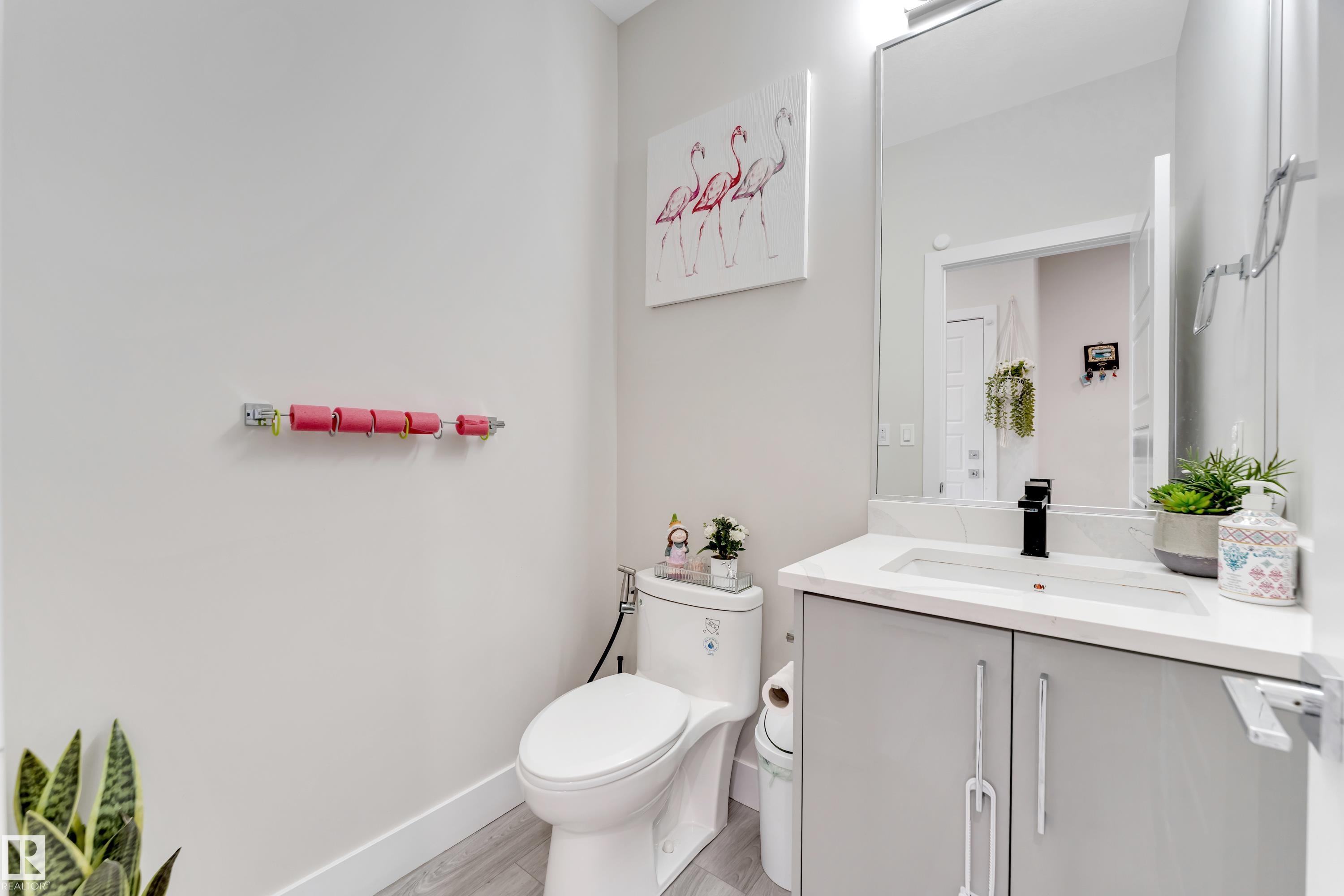 Photo 15 at 449 Roberts Crescent, Robinson, Leduc