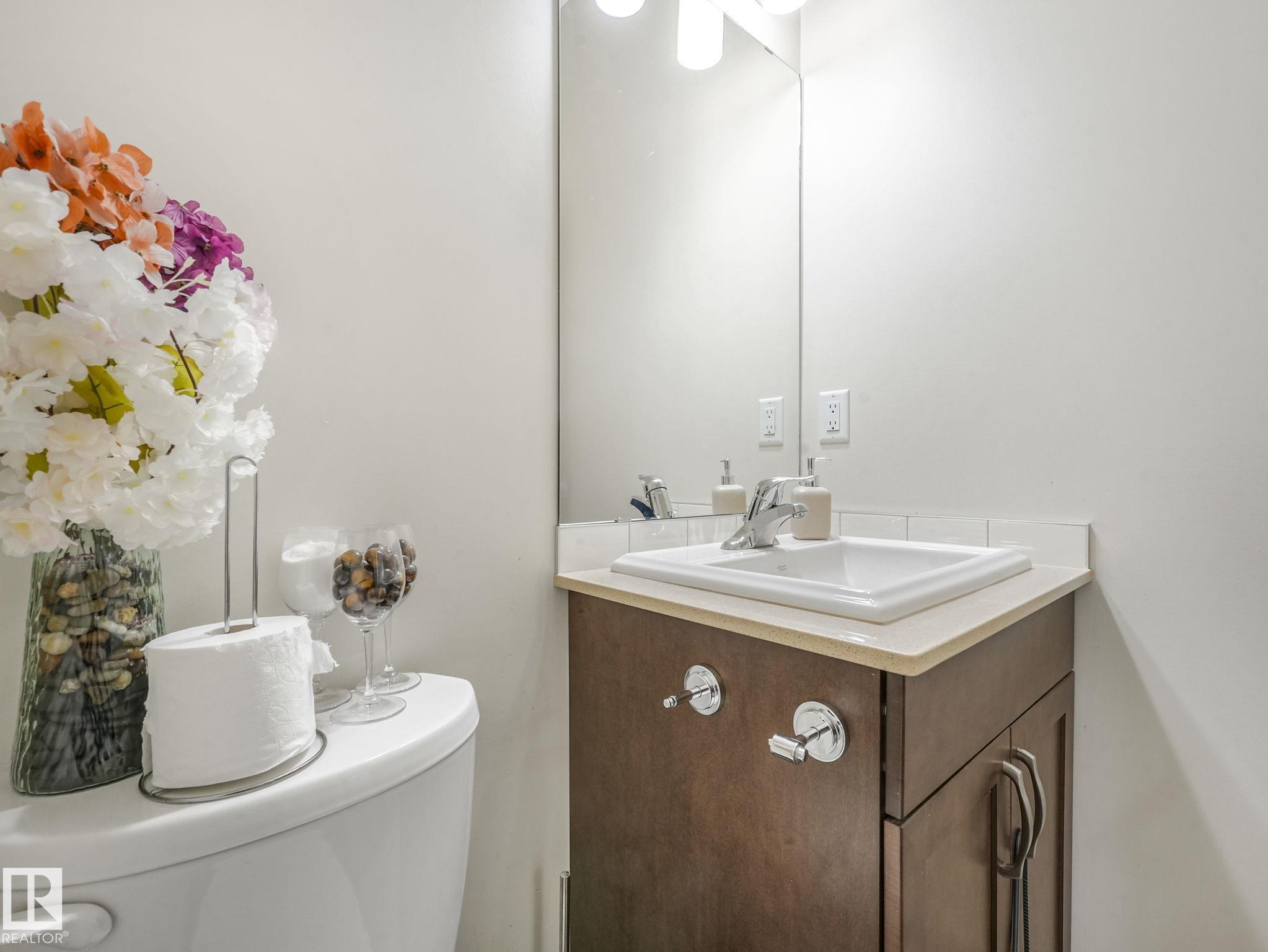 Photo 22 at 1224 25 Avenue NW, Tamarack, Edmonton