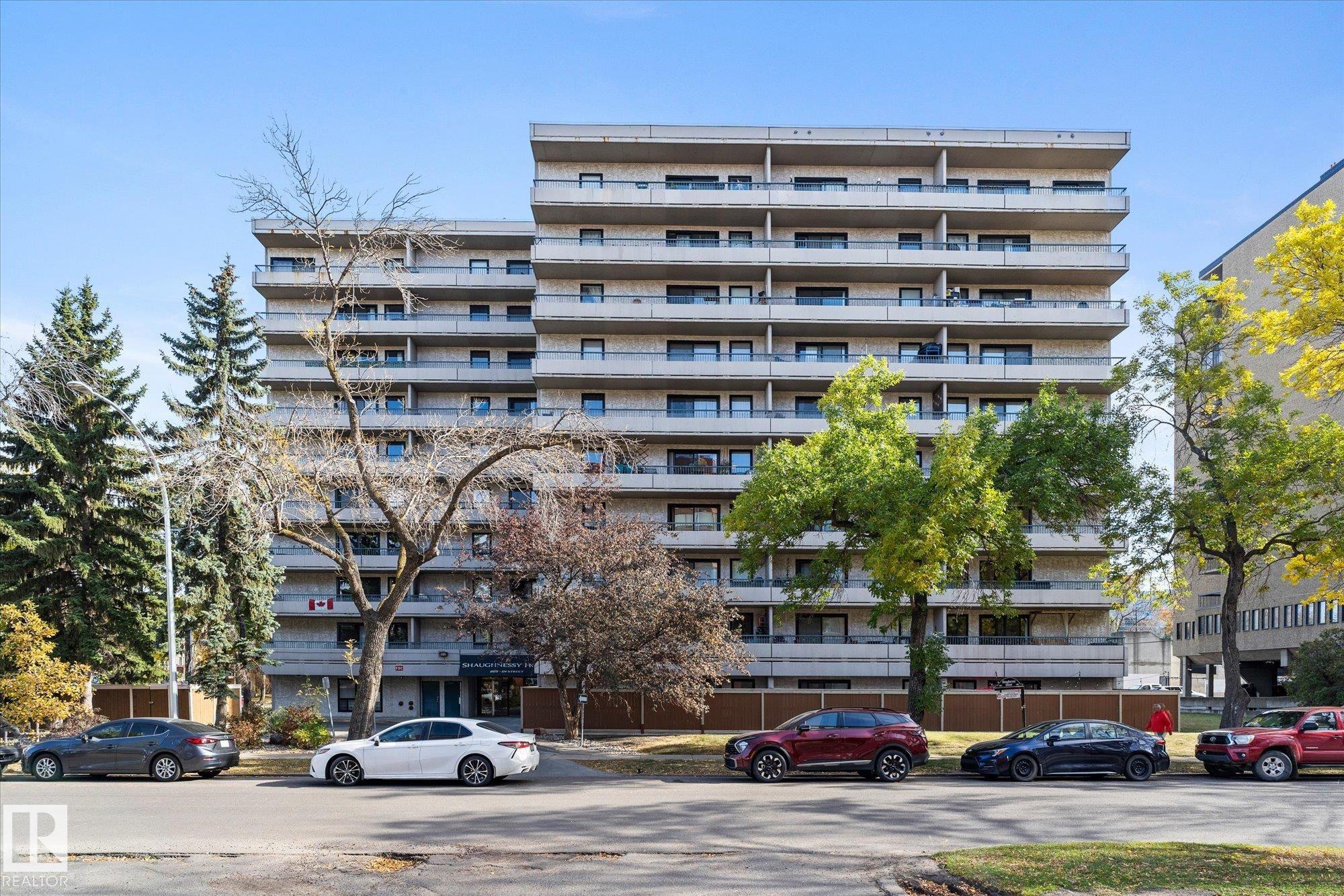 Photo 2 at 104 - 10175 114 Street NW, Wîhkwêntôwin, Edmonton
