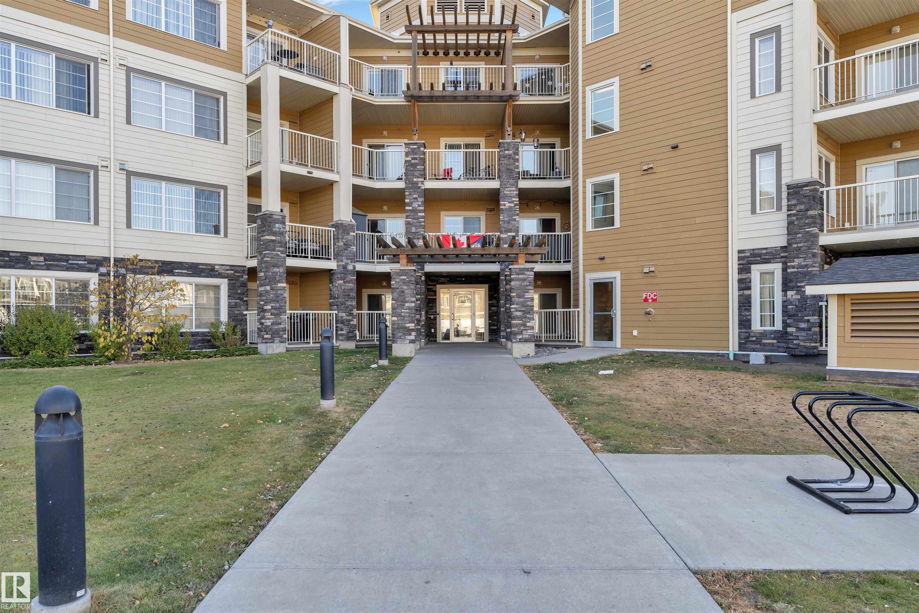 319 - 3670 139 Avenue NW, Clareview Town Centre, Edmonton 