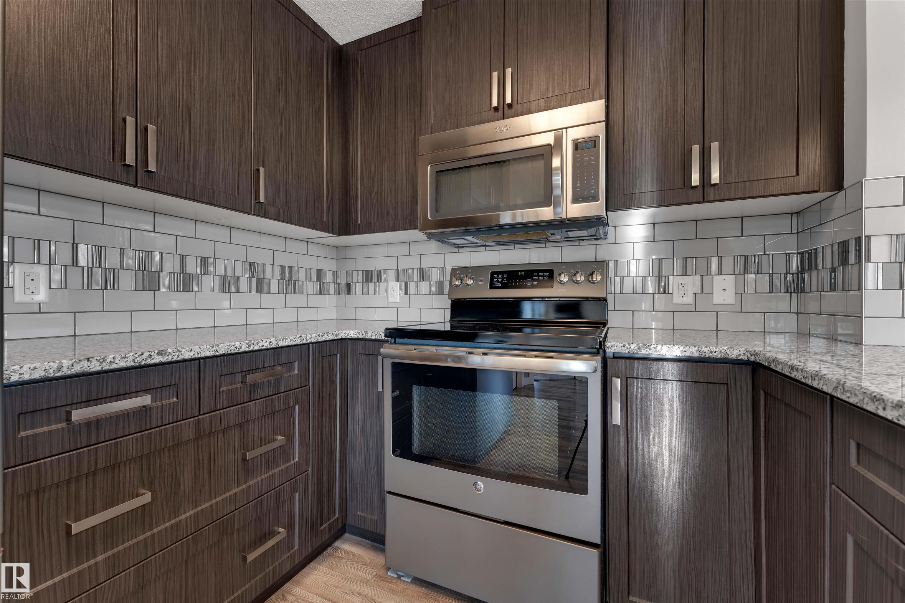 Photo 16 at 319 - 3670 139 Avenue NW, Clareview Town Centre, Edmonton